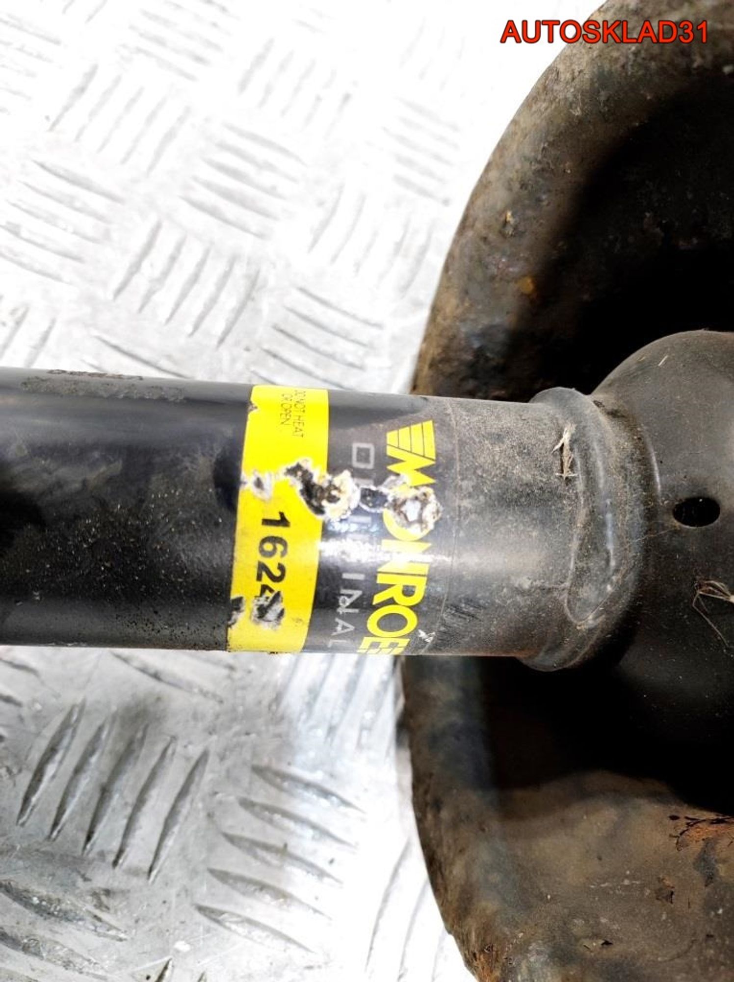 Амортизатор передний Renault Scenic 1 16242, 3200 рублей, Дубовое