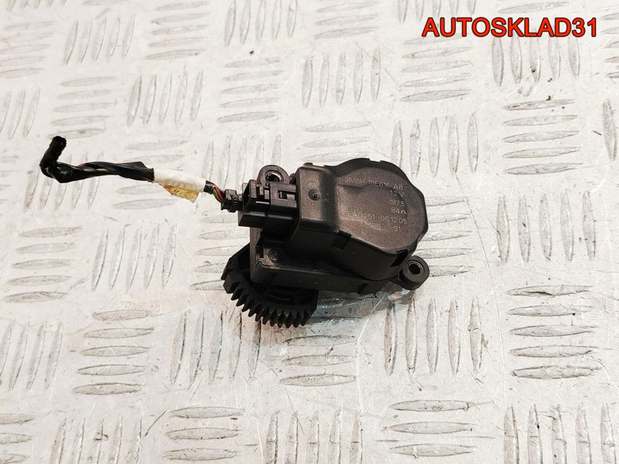 Сервопривод заслонки печки Mazda 3 BK 3M5H19E616AB, 600 рублей, Дубовое