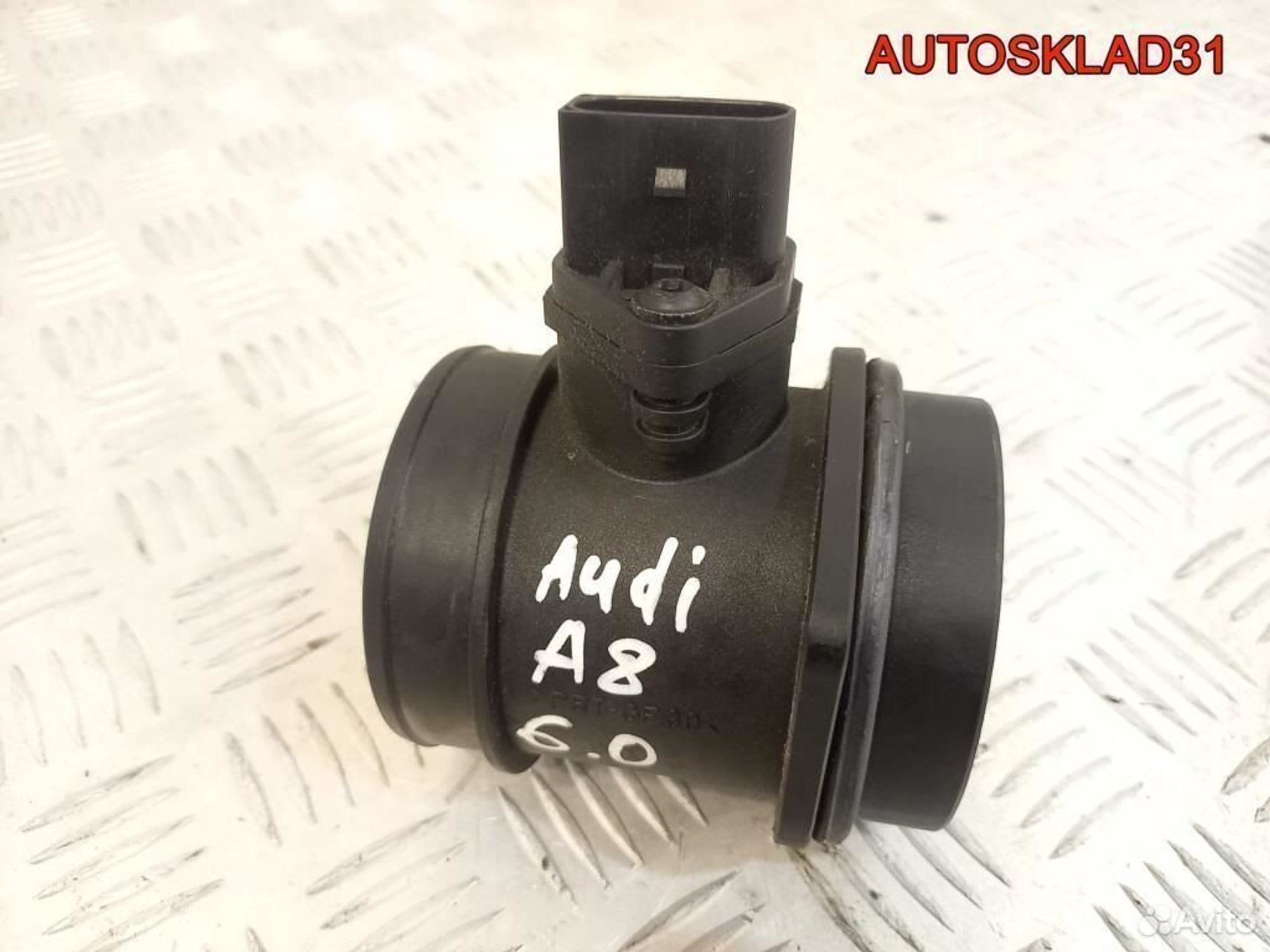 Расходомер воздуха Audi A8 4E 6.0 BHT 07C906461A, 4800 рублей, Дубовое