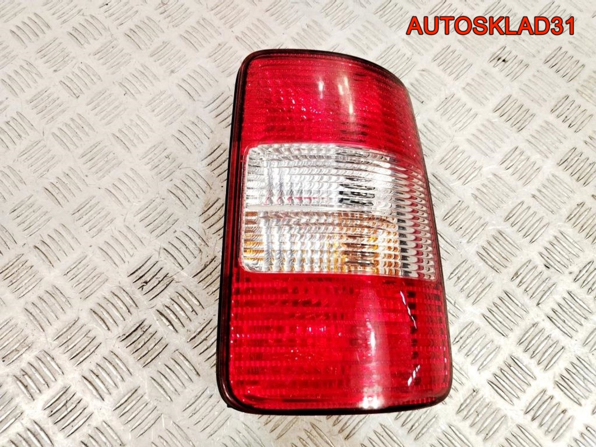 Фонарь задний правый Volkswagen 2004-2010 2K0945112A, 7000 рублей, Дубовое