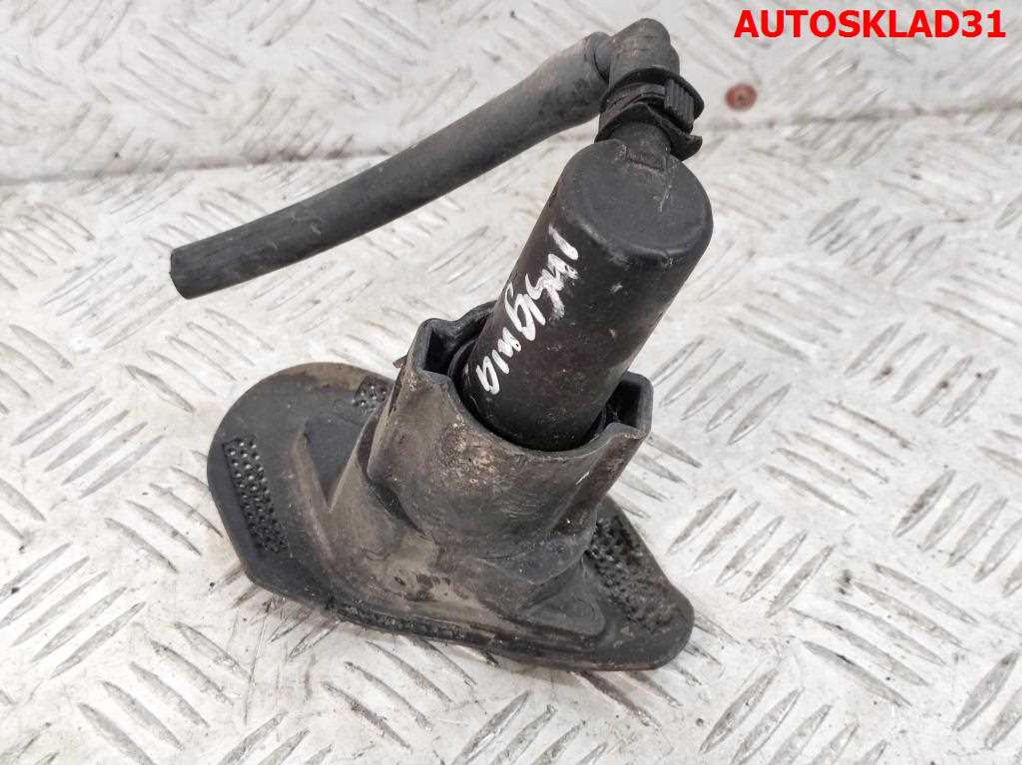 Форсунка омывателя фары левая Opel Insignia 13227348, 3000 рублей, Дубовое