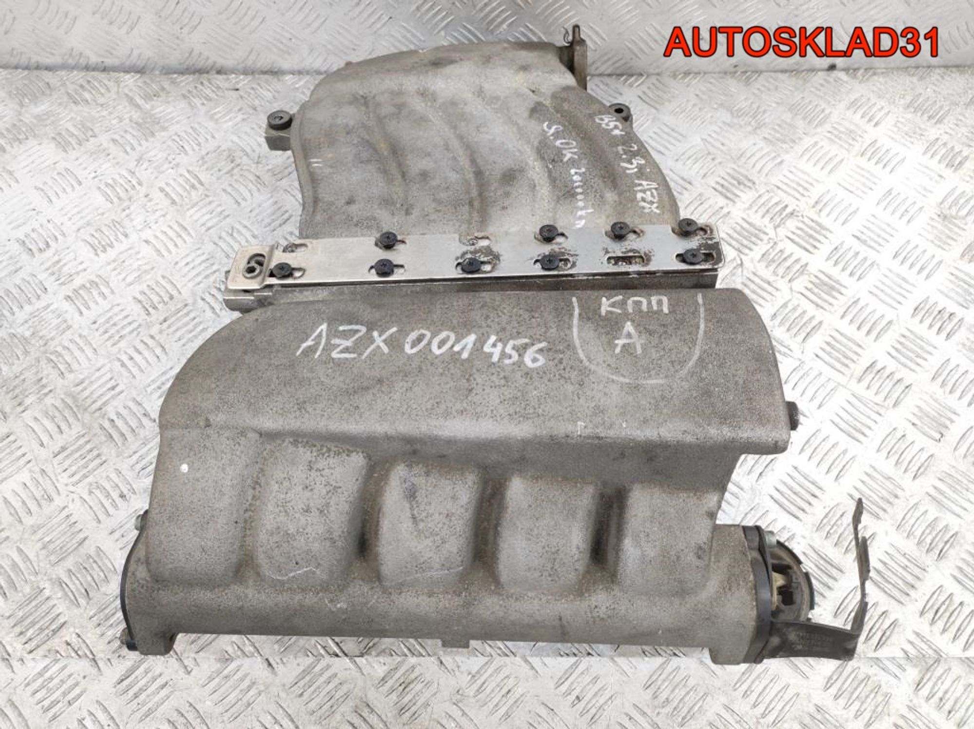 Коллектор впускной VW Passat B5+ 2,3 AZX 066133203B, 1000 рублей, Дубовое