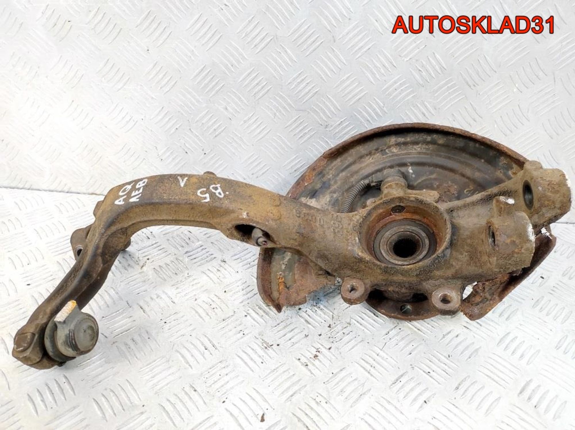 Кулак передний левый VW Passat B5 8D0407257AQ, 1200 рублей, Дубовое