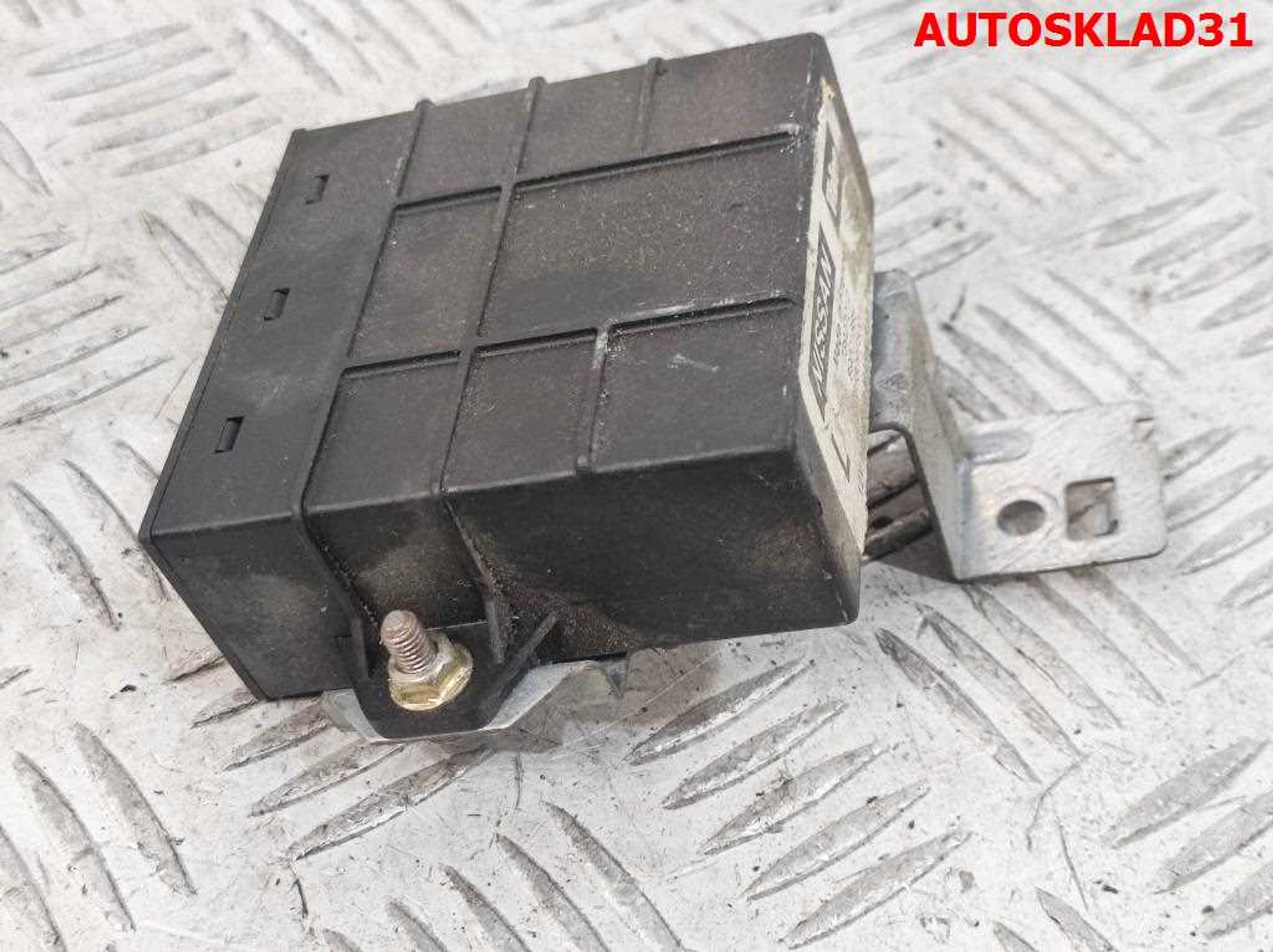 Блок управления светом Nissan Primera P11 285809F600, 600 рублей, Дубовое
