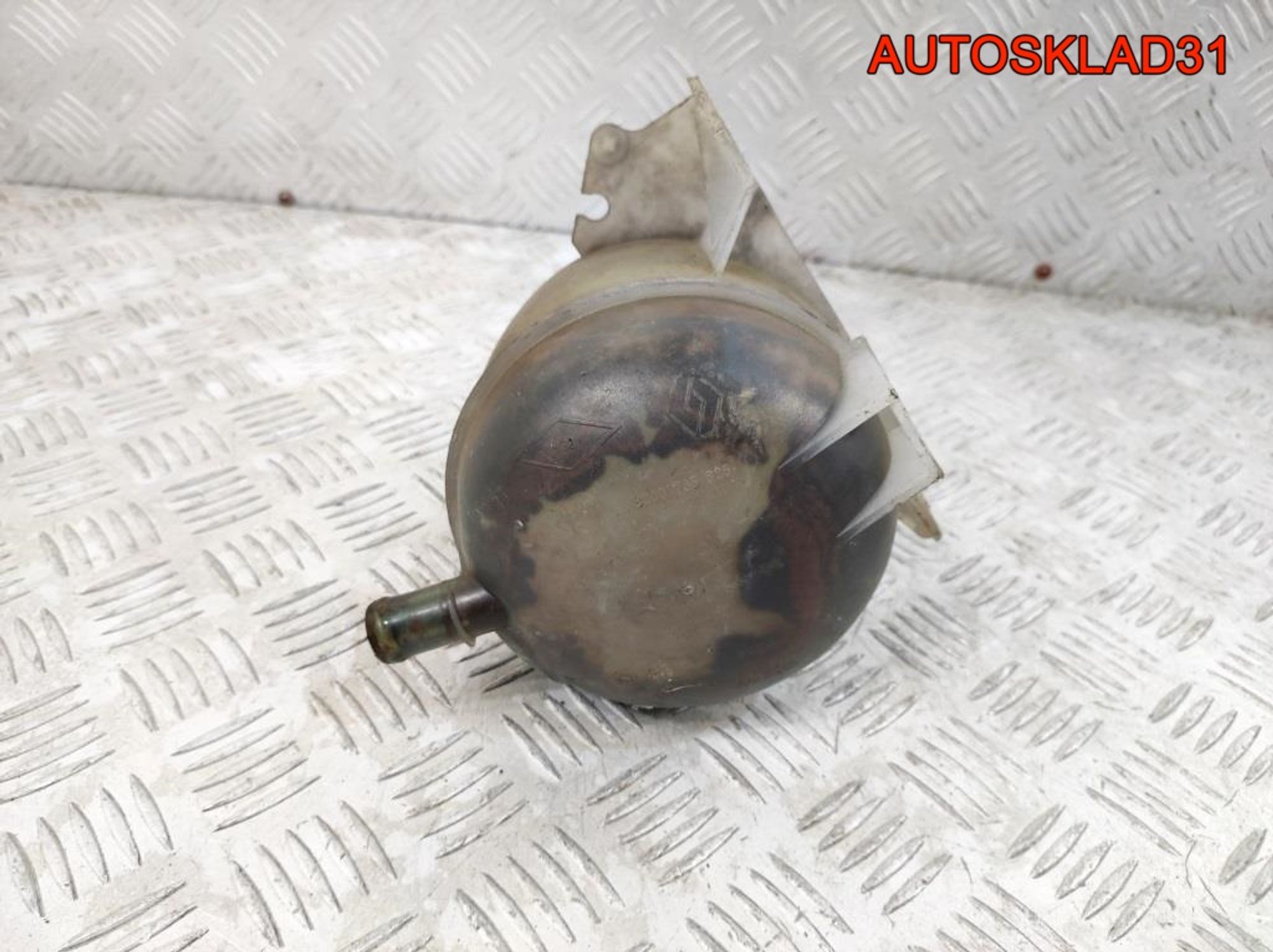 Бачок расширительный Renault Sandero 1 8200766826, 600 рублей, Дубовое