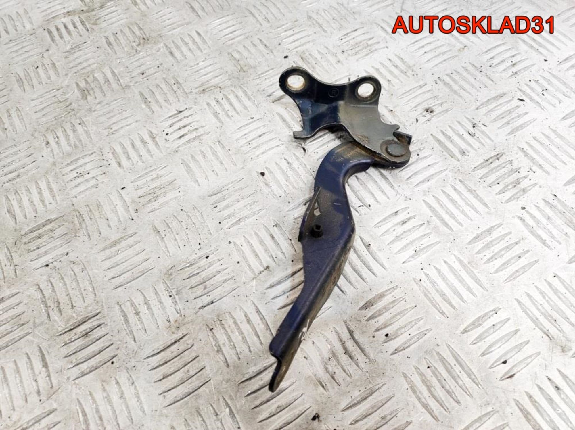 Петля капота правая Toyota Avensis T250 5341005060, 1400 рублей, Дубовое