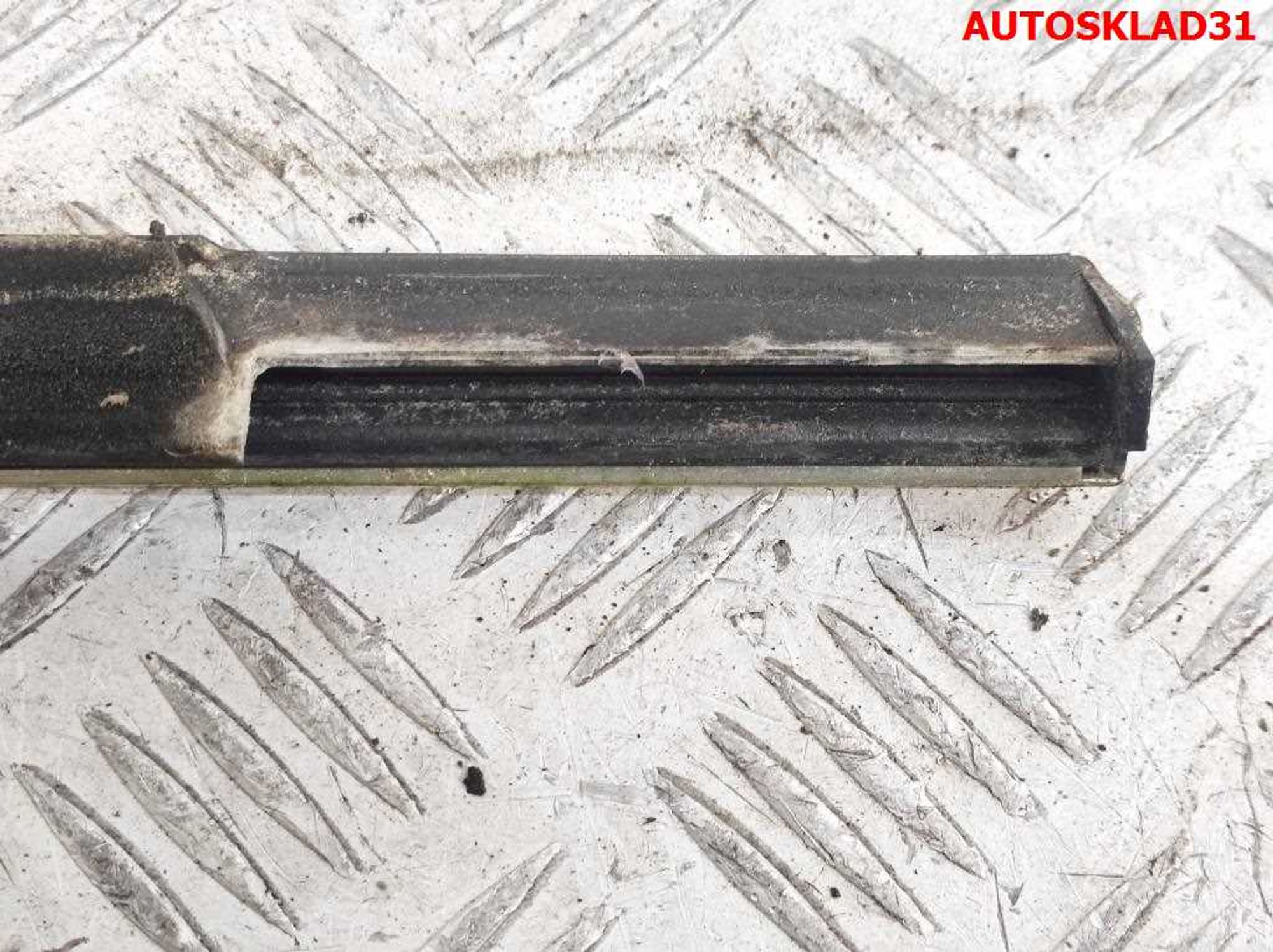 Накладка стекла заднего левого хром VW Passat B6 C9839475B, 800 рублей, Дубовое