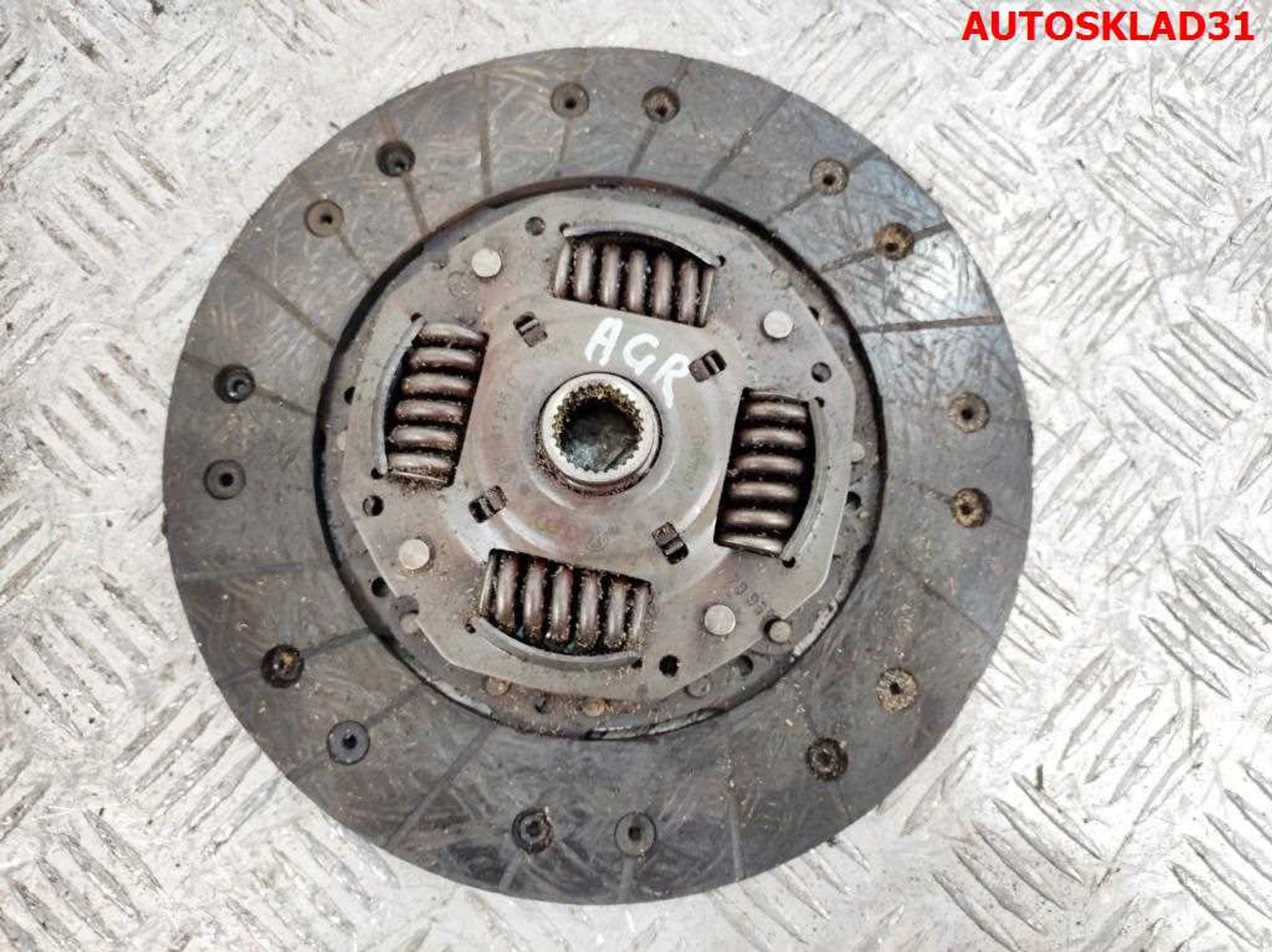 Комплект сцепления VW Golf 4 1,9 AGR Дизель 037105273C, 4500 рублей, Дубовое