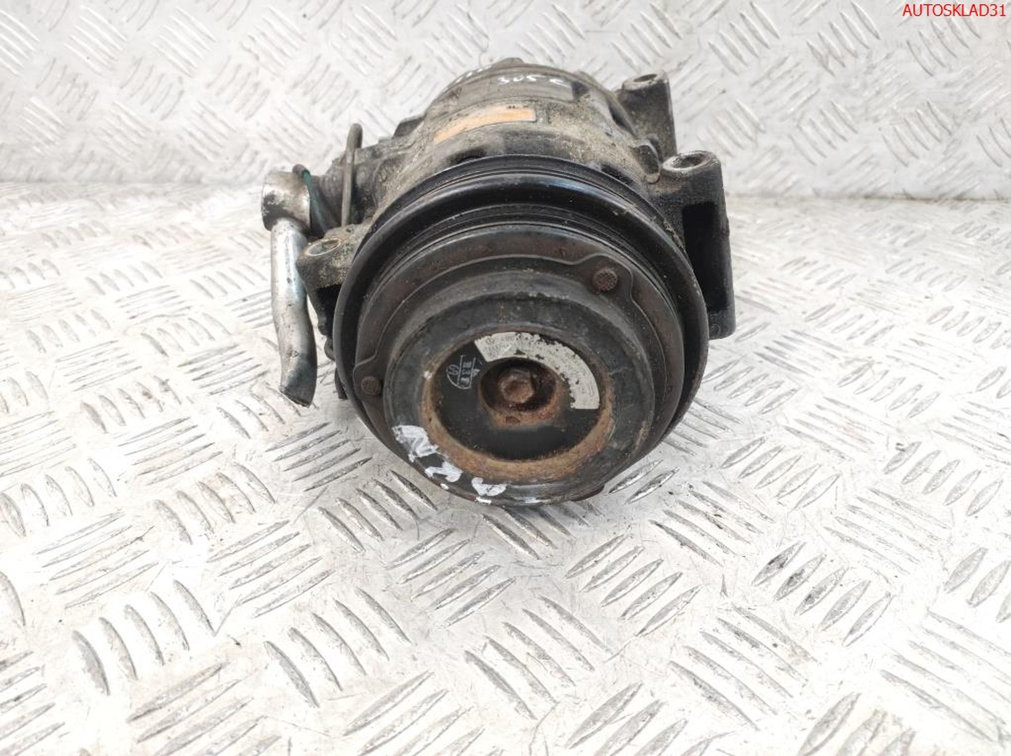 Компрессор кондиционера Audi A6 C5 2,5 Дизель 4B0260805C, 8600 рублей, Дубовое