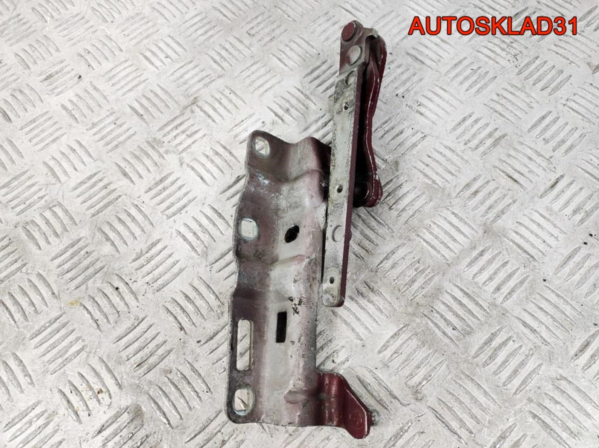 Петля капота правая Mercedes Benz W203 A2038800428, 900 рублей, Дубовое