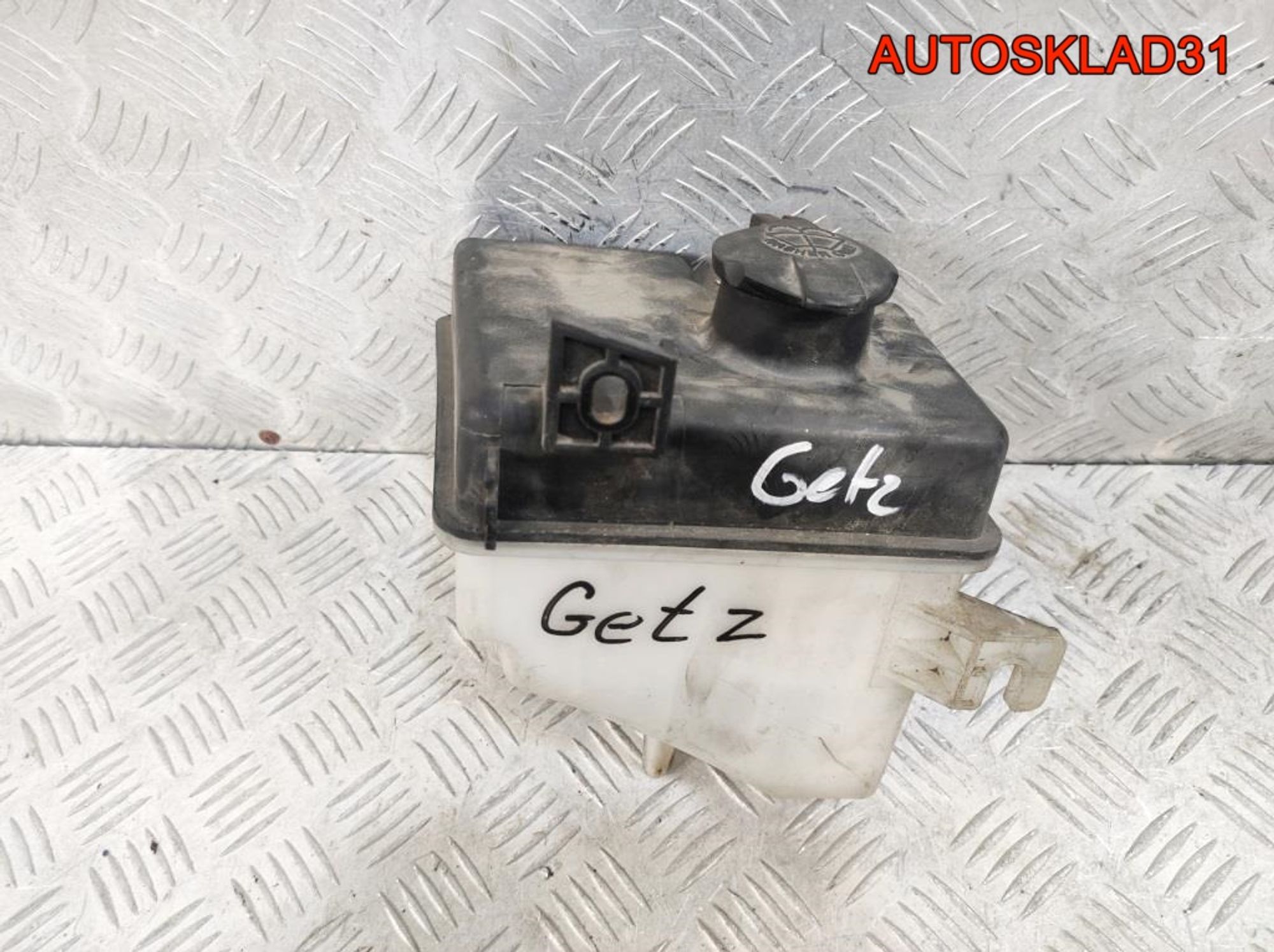 Бачок омывателя Hyundai Getz 986101C000, 1400 рублей, Дубовое