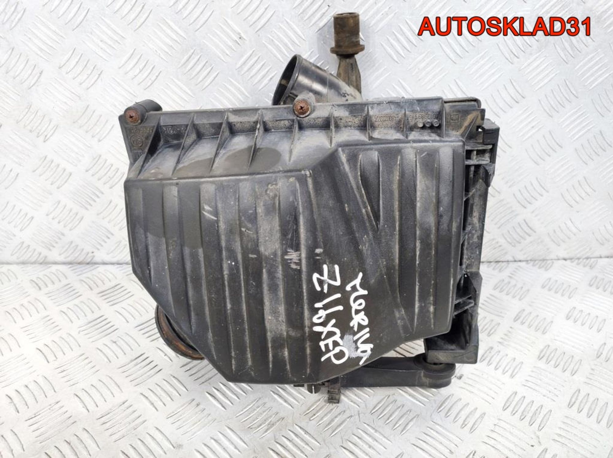 Корпус воздушного фильтра Opel Meriva A 55354340, 1700 рублей, Дубовое