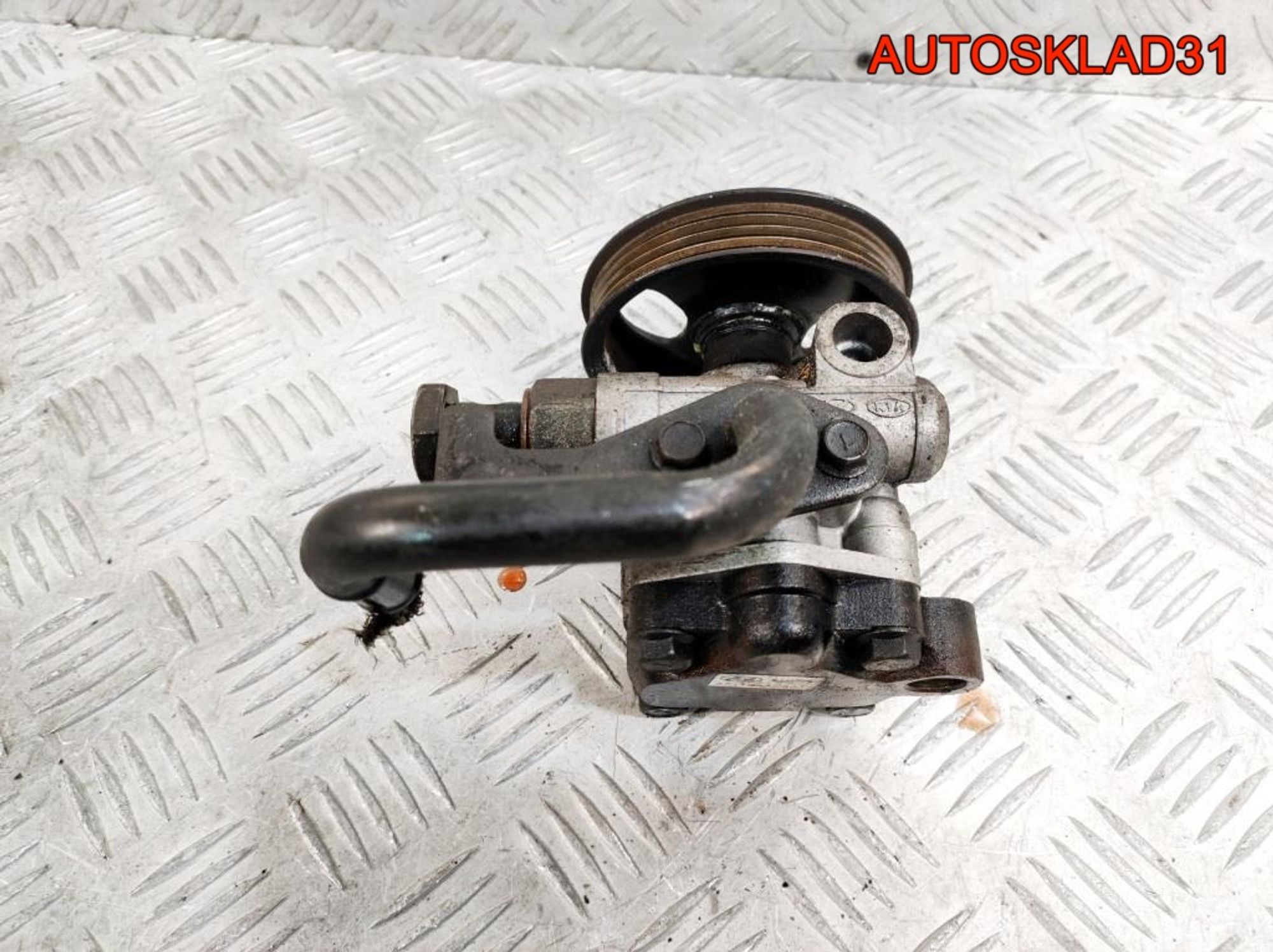 Насос ГУР Hyundai Getz 1,3 G4EA 571101C301, 4100 рублей, Дубовое