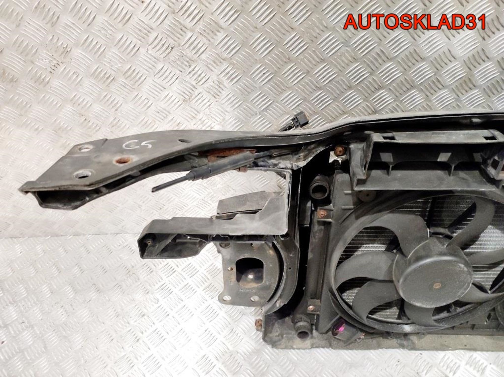 Панель передняя в сборе VW Golf 5 1K0805588S (Р), 28000 рублей, Дубовое