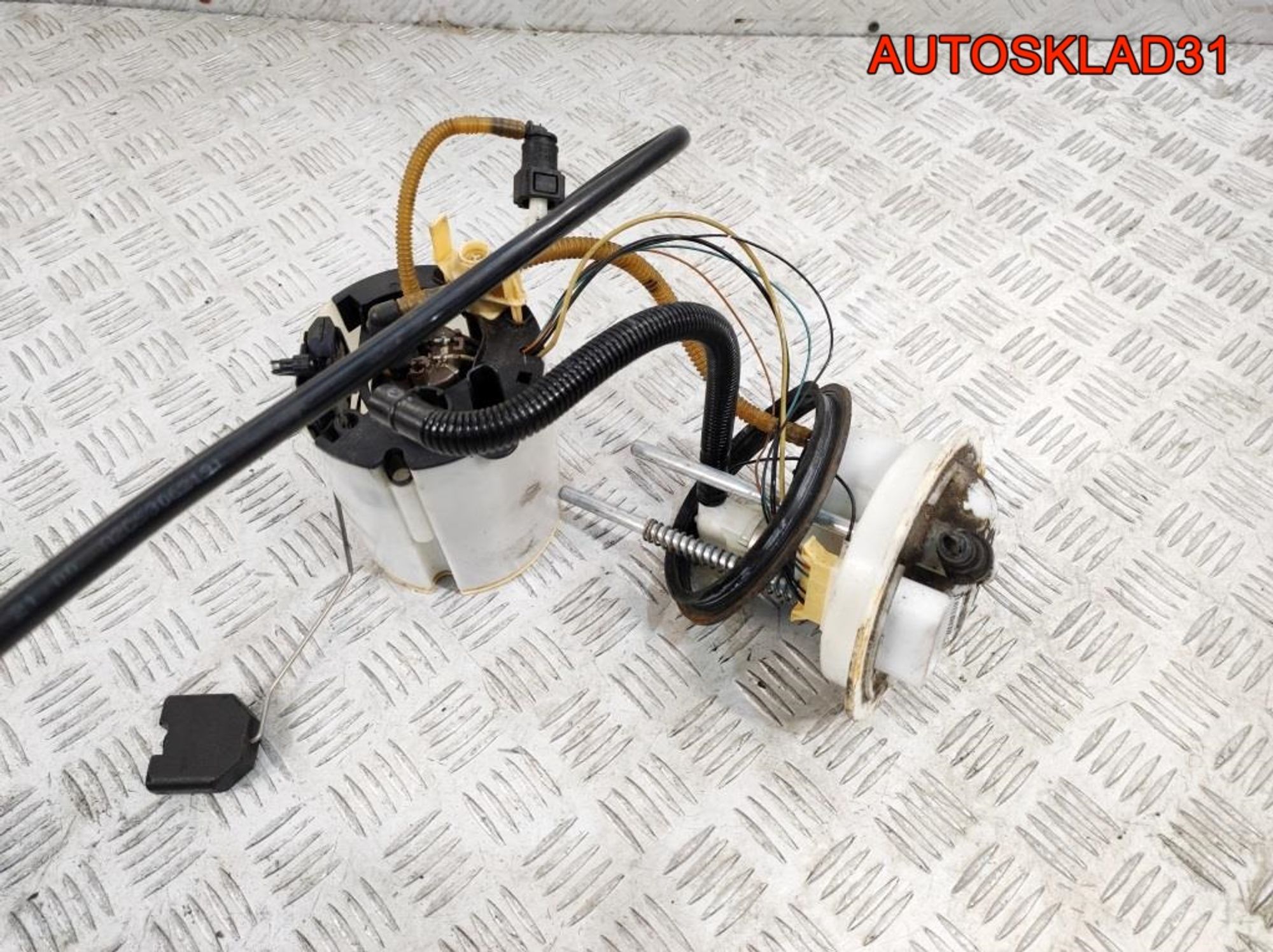 Насос топливный электрический VW Passat B6 2,0 Бензин 3C0919051AE, 3500 рублей, Дубовое