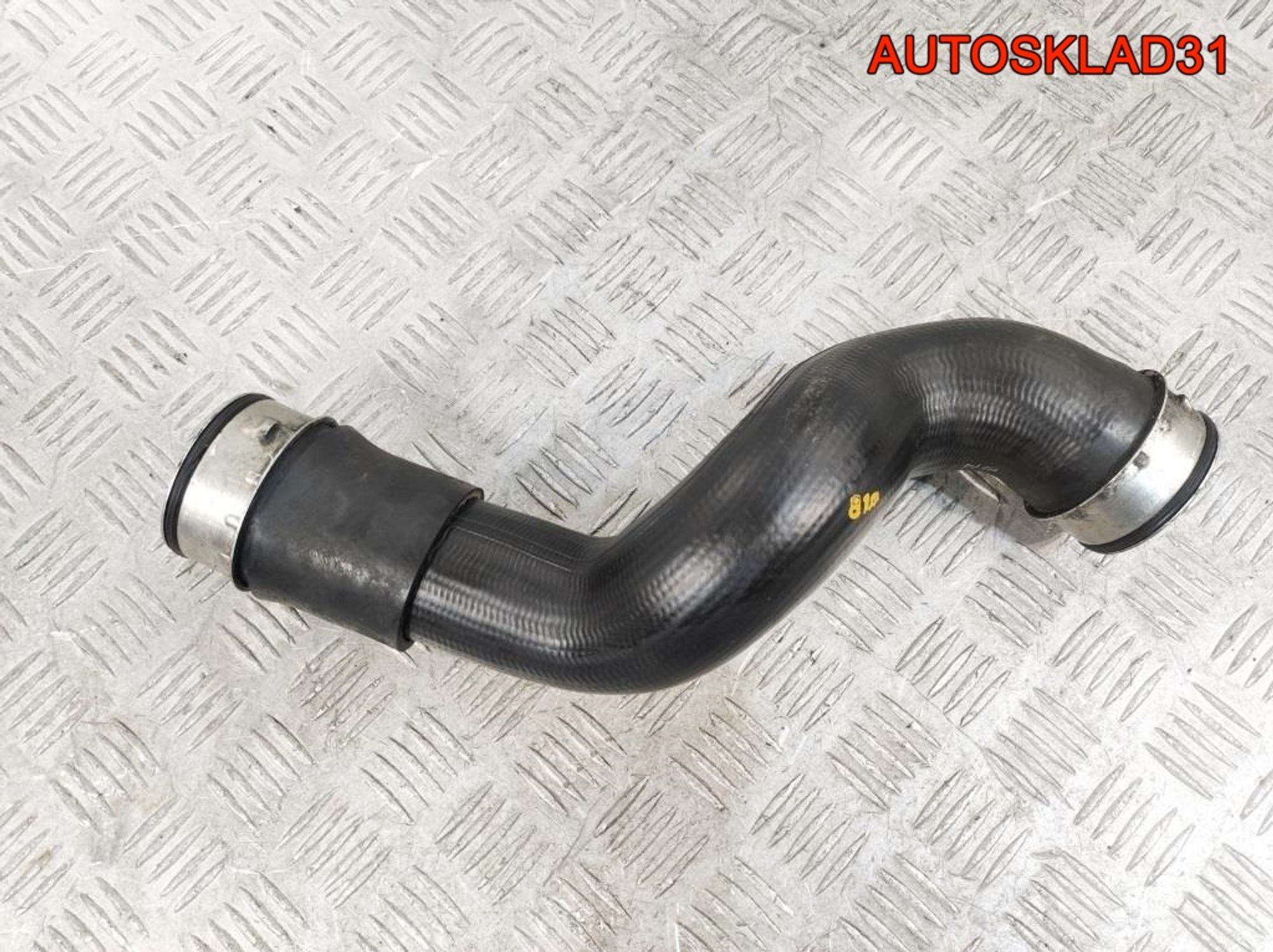 Патрубок интеркулера Mercedes Benz W203 2.2 Дизель A2035281782, 1500 рублей, Дубовое