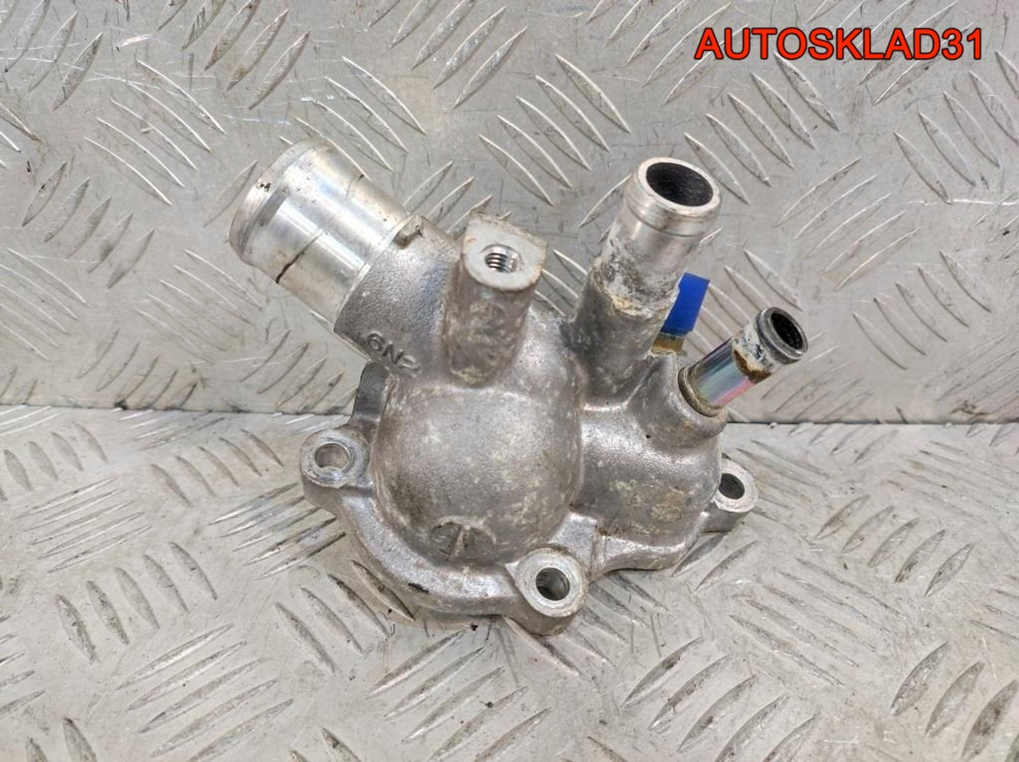 Корпус термостата Nissan Primera P12 2,0 QR20DE, 900 рублей, Дубовое