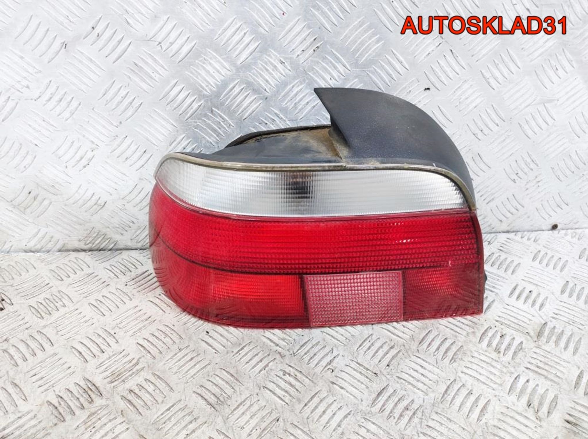 Фонарь задний левый BMW E39 8358031 Седан, 1300 рублей, Дубовое
