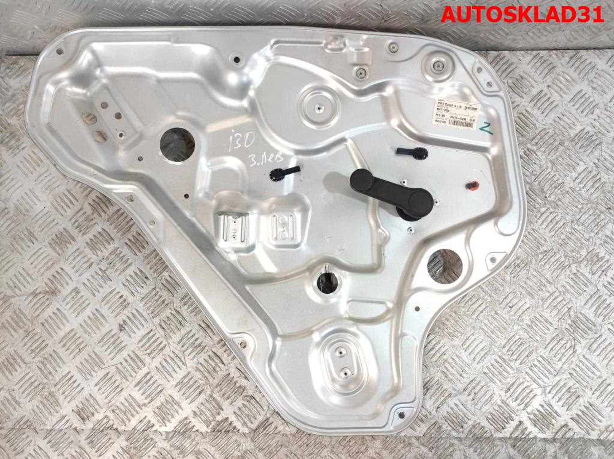 Стеклоподъемник механический задний левый Hyundai i30 834702R200, 600 рублей, Дубовое