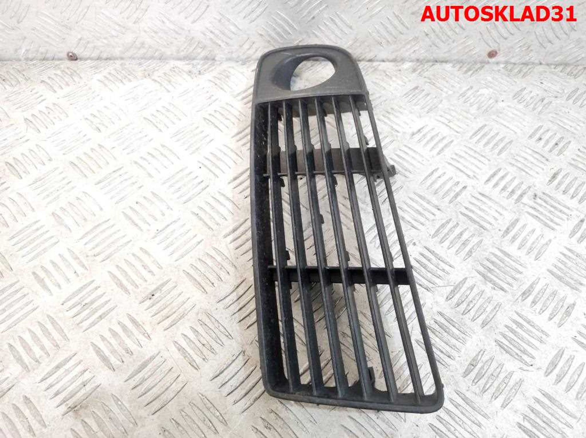 Решетка в бампер левая  Audi A6 C5 4B0807681G Дорест, 2500 рублей, Дубовое