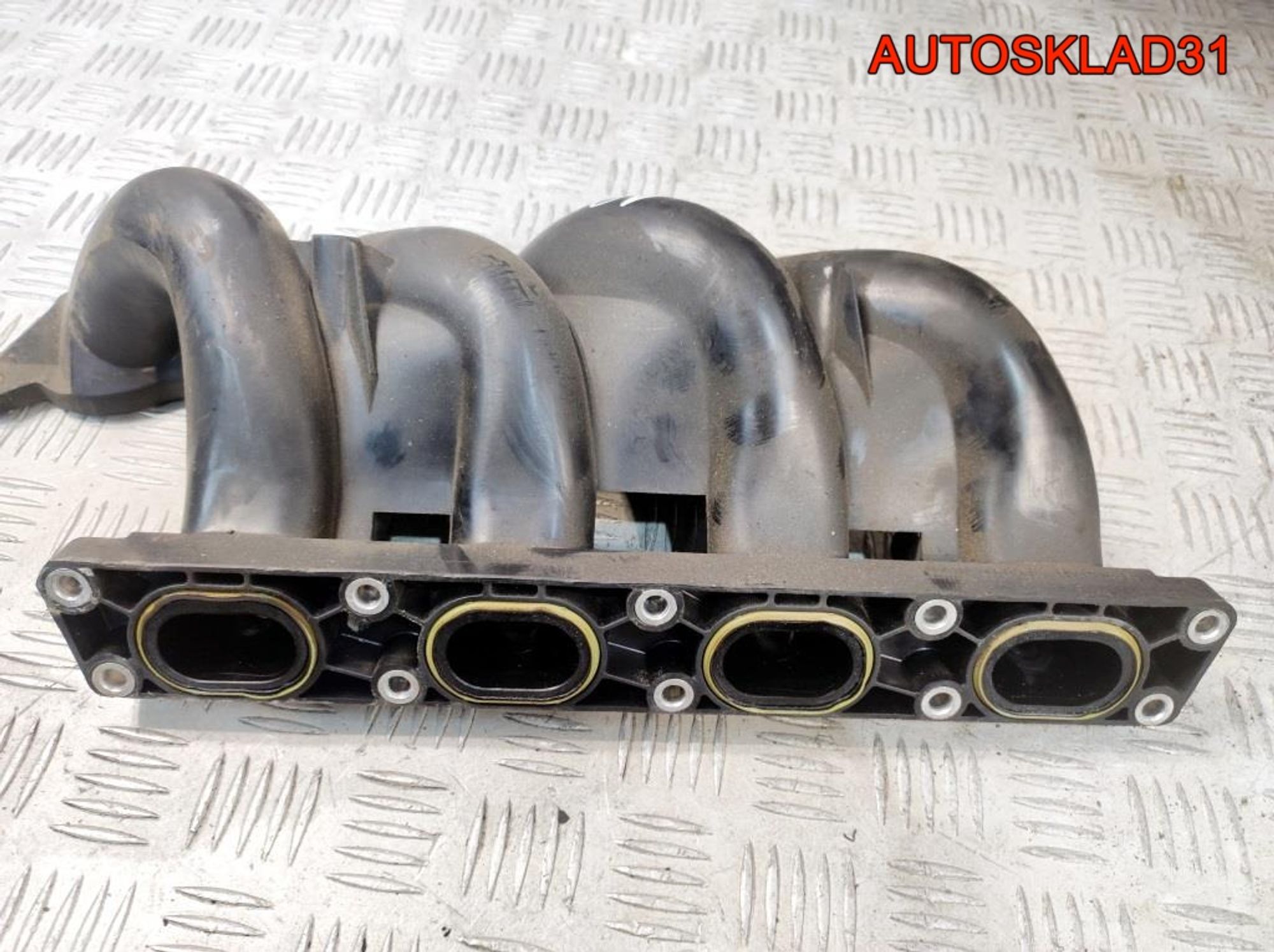 Коллектор впускной VW Golf 4 1.8 AGN 06A133206C, 1000 рублей, Дубовое