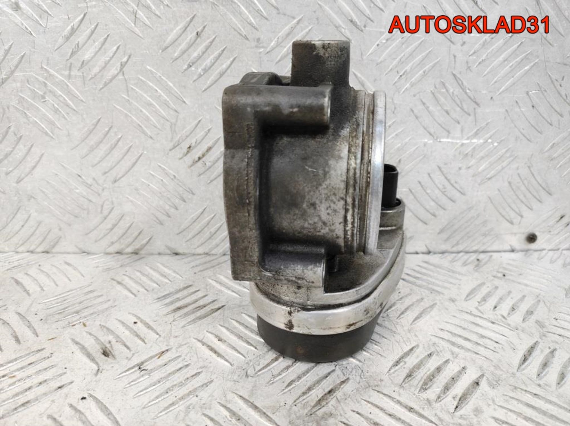 Заслонка дроссельная BMW E46 N42B18 13541439224, 4900 рублей, Дубовое