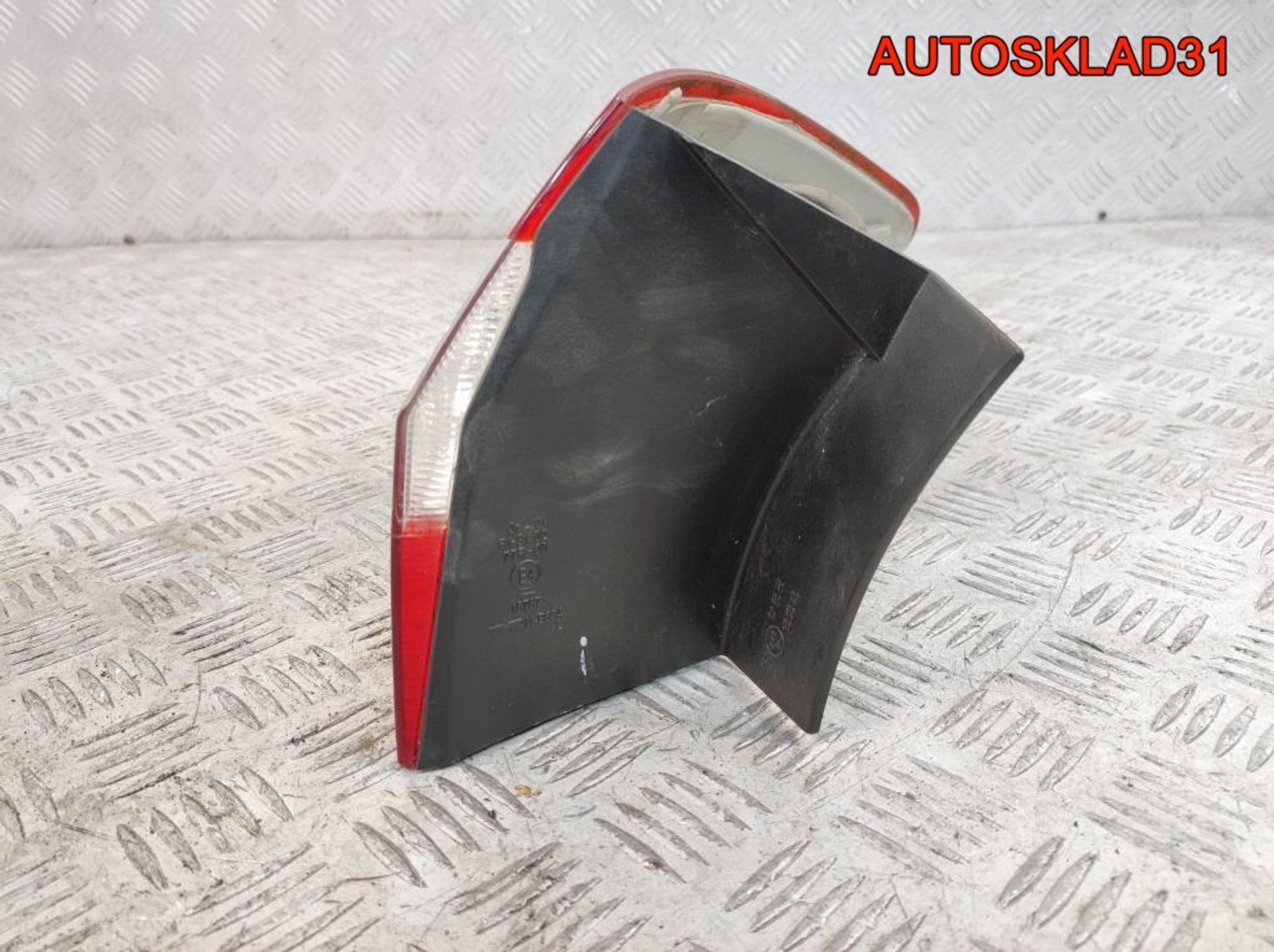 Фонарь задний наружный левый TYC Ford Mondeo 4 11B694012B Combi, 2000 рублей, Дубовое