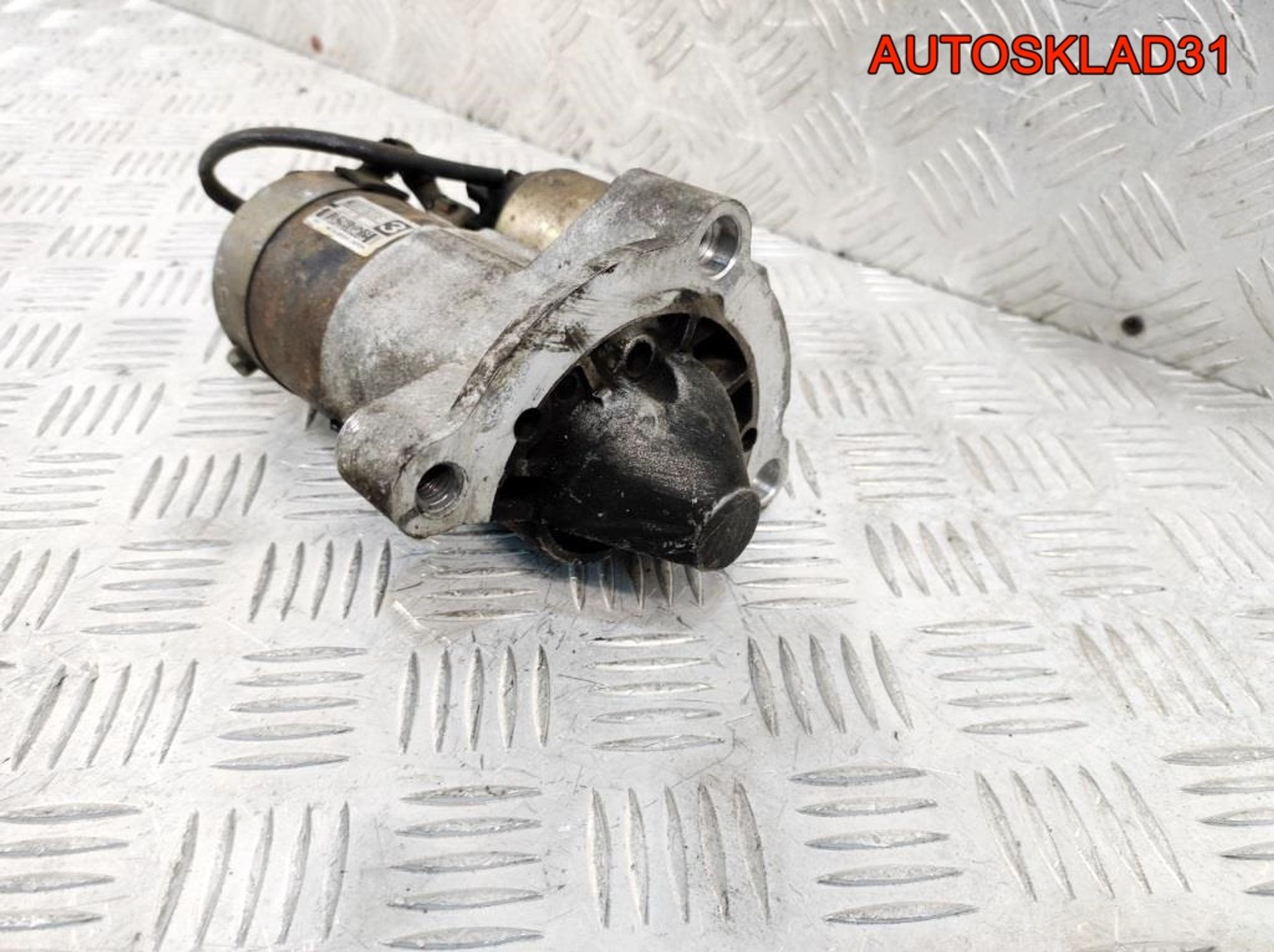 Стартер Citroen C5 1,8 EW7J4 Бензин M000T82081, 4100 рублей, Дубовое