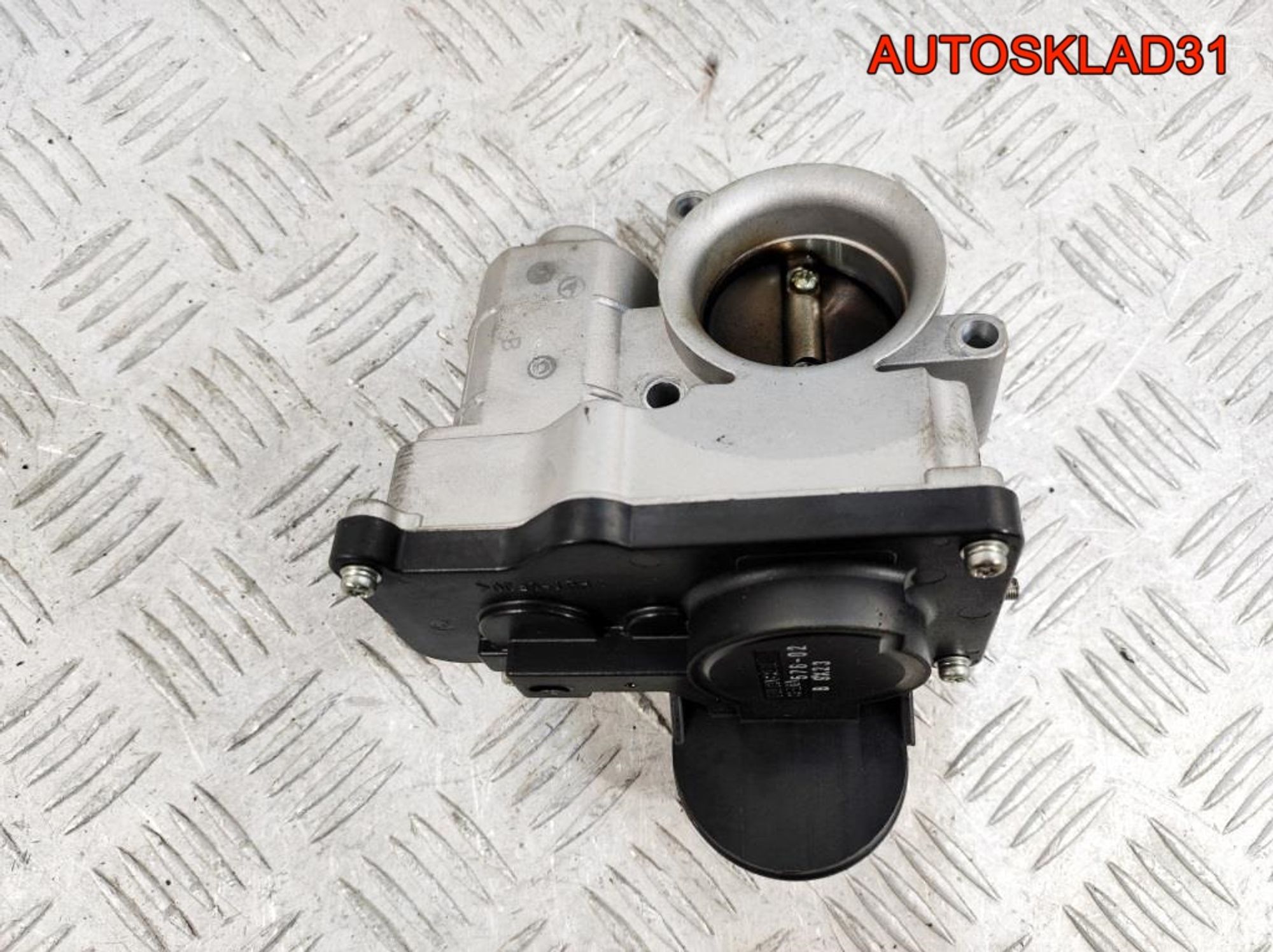 Заслонка дроссельная Nissan Micra K12 1,2 CR12 
RME4501C Бензин, 4100 рублей, Дубовое