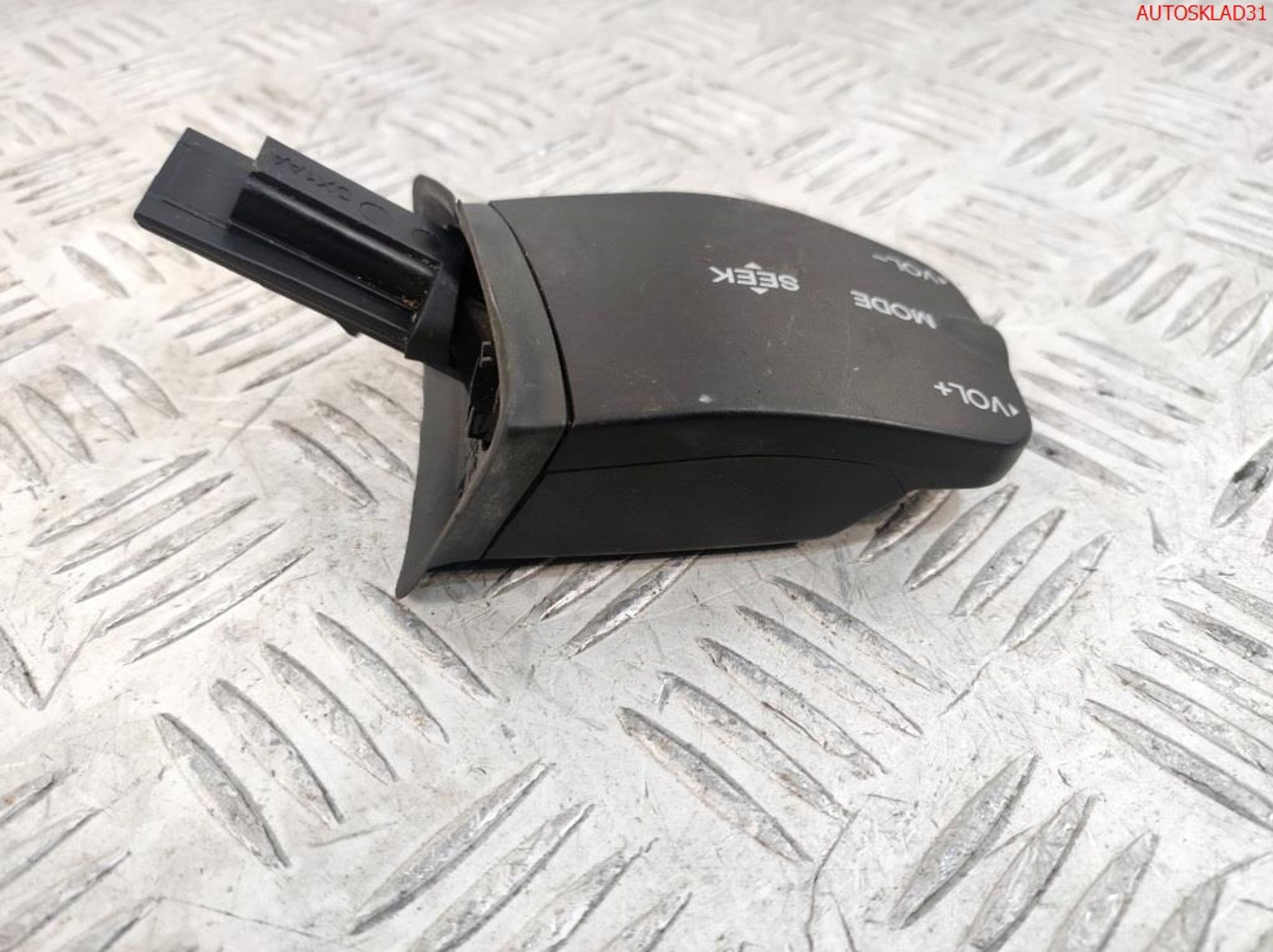 Переключатель подрулевой магнитолы Ford Focus 2 3M5T14K147AD, 1500 рублей, Дубовое