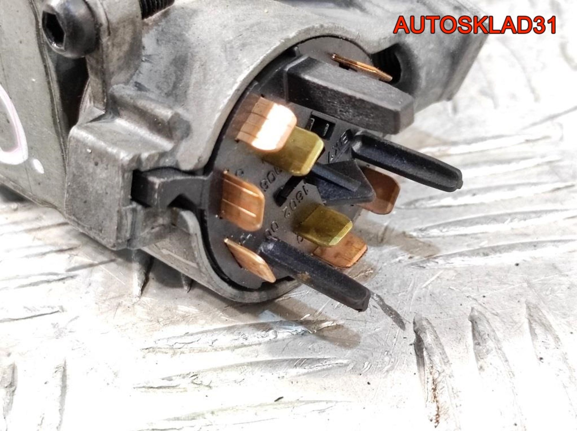 Комплект замок зажигания и личинки с ключом VW Passat B5 4B0905851, 4100 рублей, Дубовое