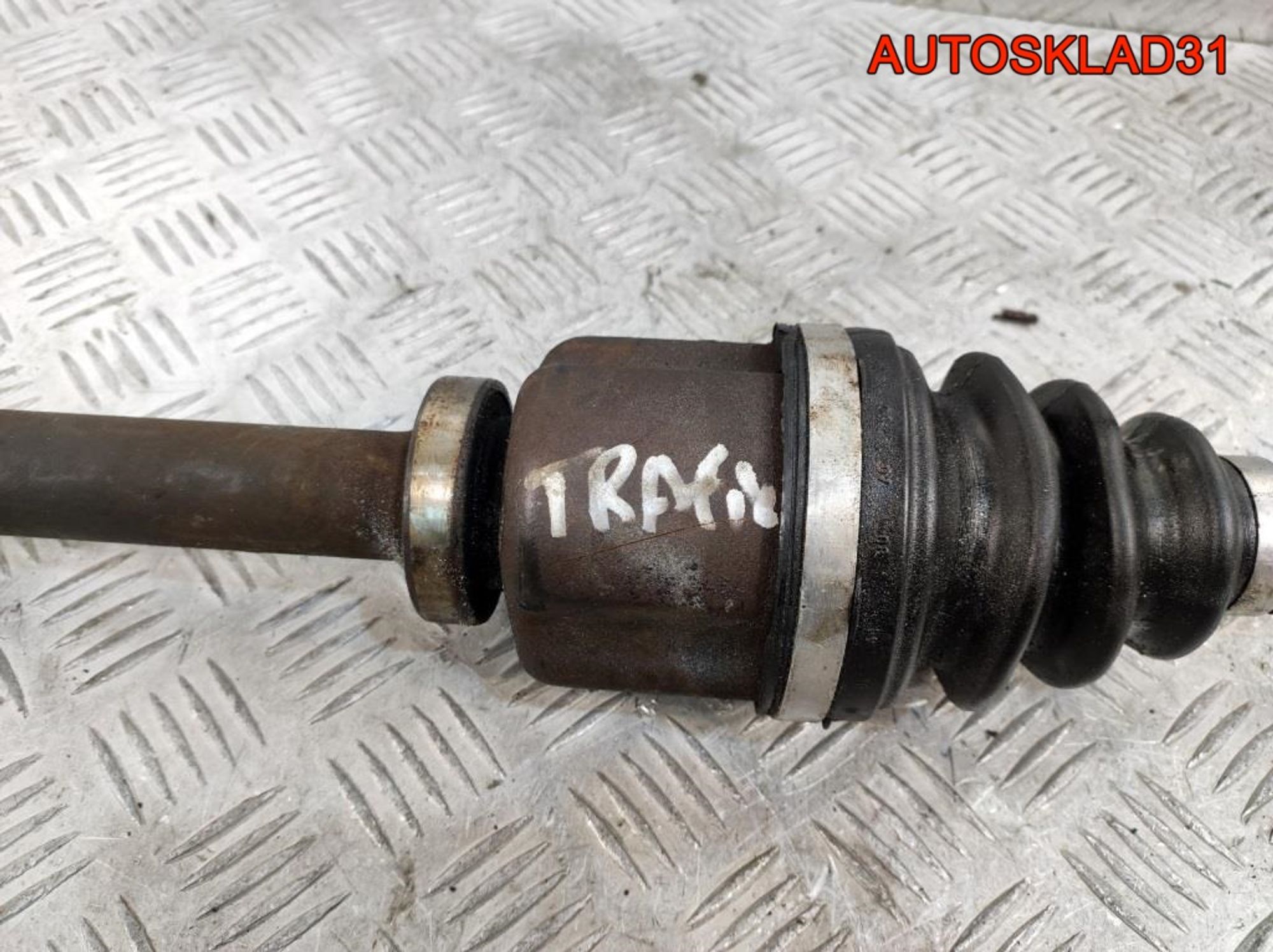 Привод передний правый Renault Trafic 2 2,0 M9R780, 9000 рублей, Дубовое