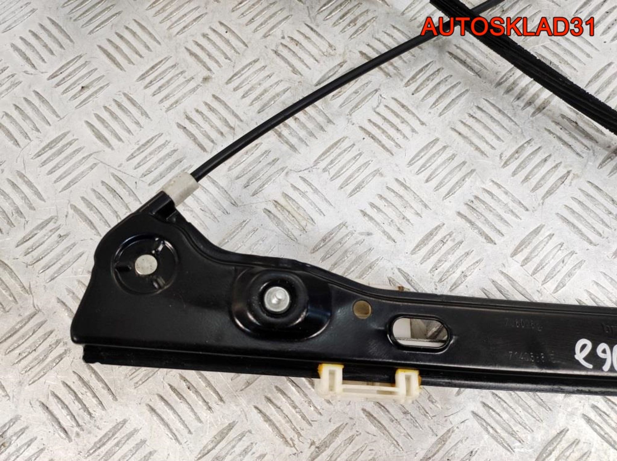 Стеклоподъемник передний правый BMW 3 серия E90 51337140588, 2100 рублей, Дубовое