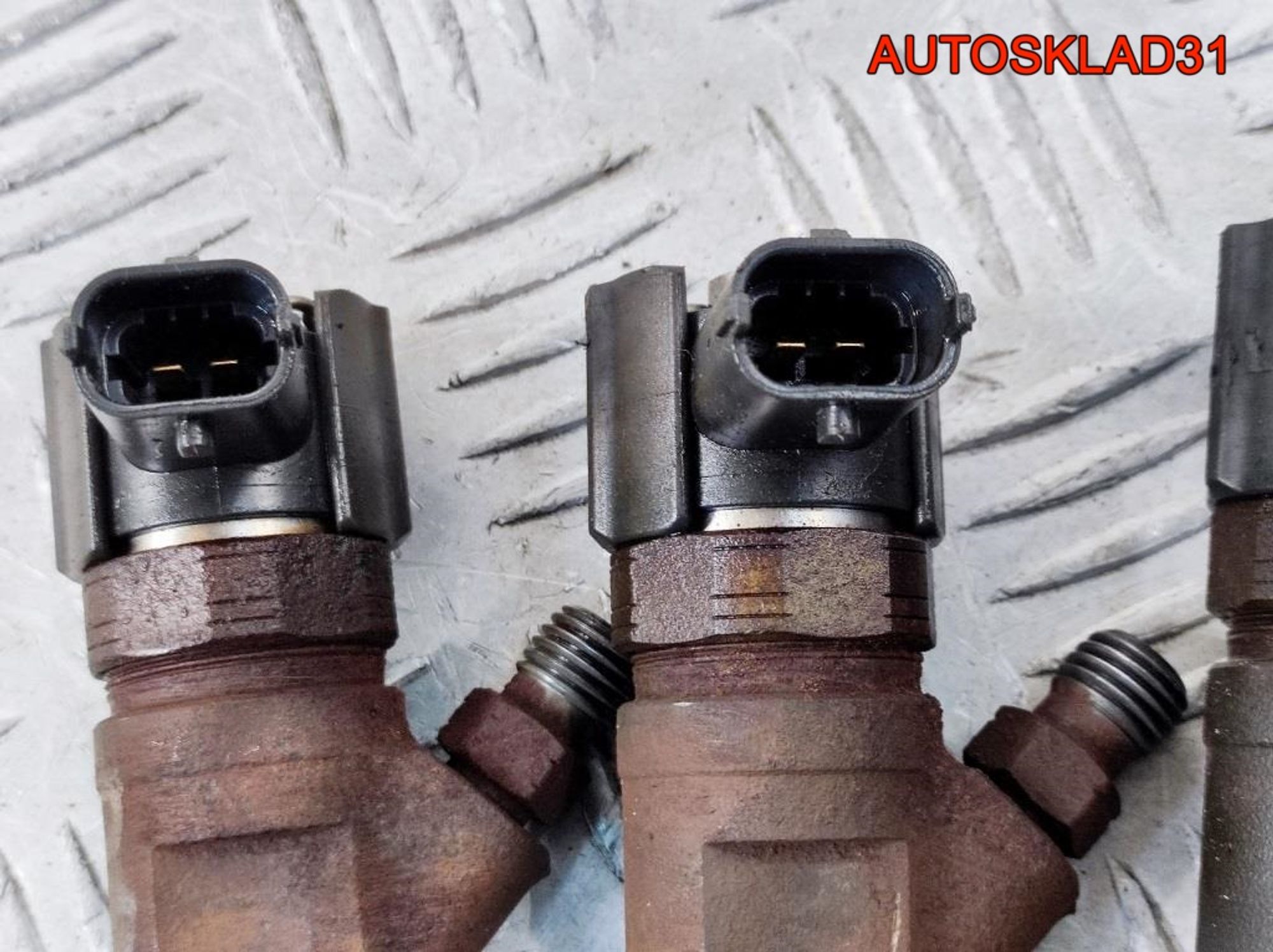 Форсунка топливная Hyundai H 1 2.5 D4CB 338004A600, 6500 рублей, Дубовое