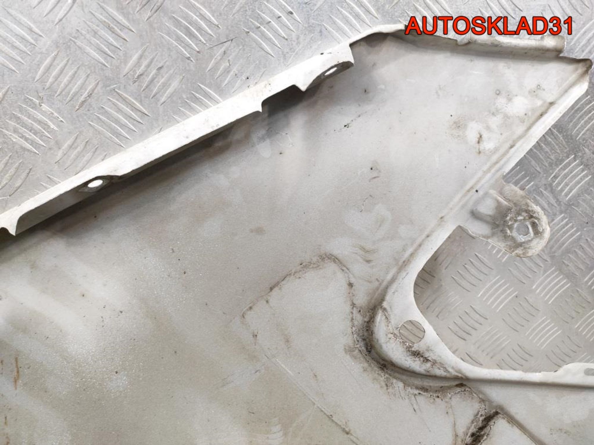 Крыло переднее правое Ford Transit 6 1560697, 4000 рублей, Дубовое