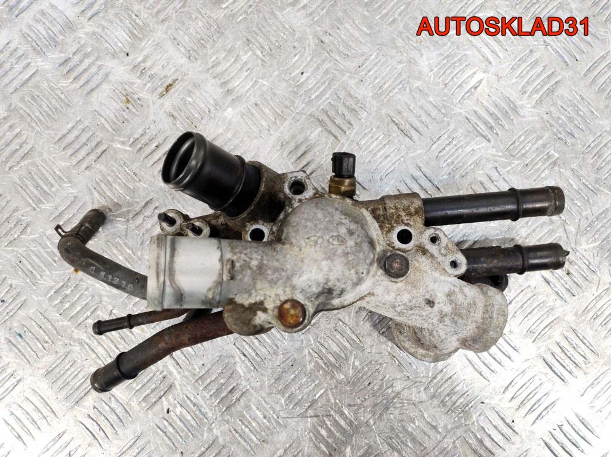 Корпус термостата Hyundai Sonata 5 G4KC 2560025200, 1400 рублей, Дубовое