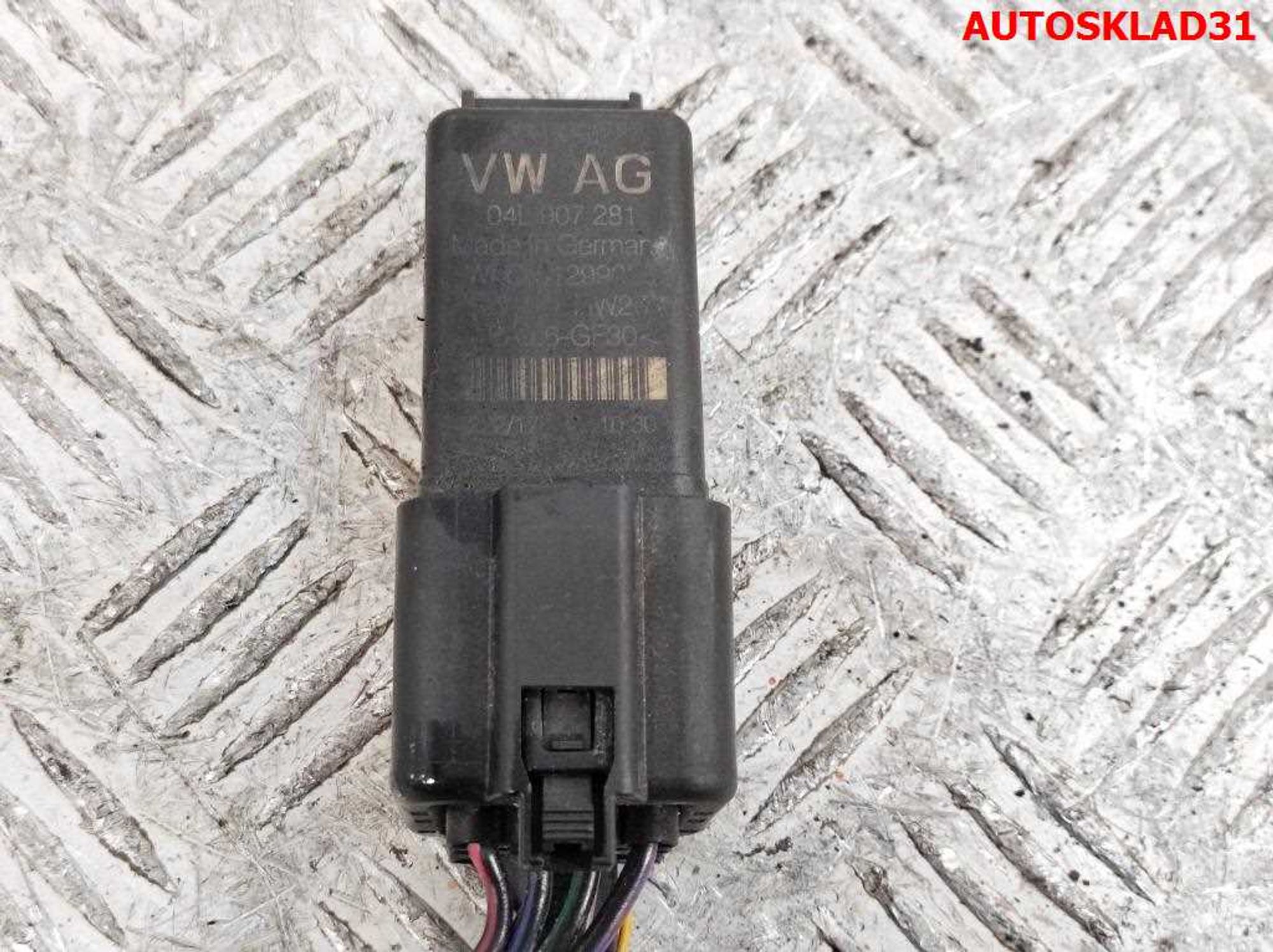 Реле свечей накаливания VW Tiguan 2,0 Дизель 04L907281, 2800 рублей, Дубовое