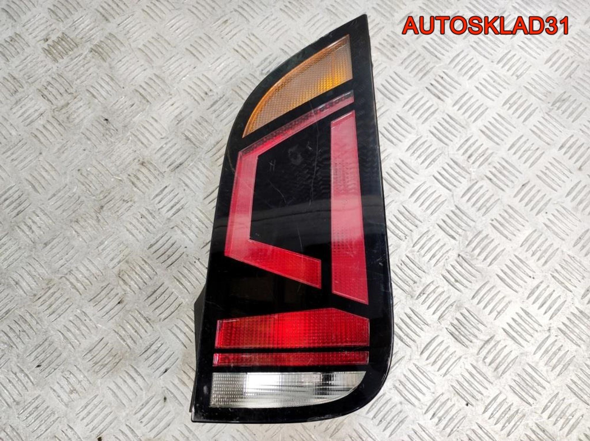 Фонарь задний правый Volkswagen up! 121 2019 1S0945096J, 5400 рублей, Дубовое
