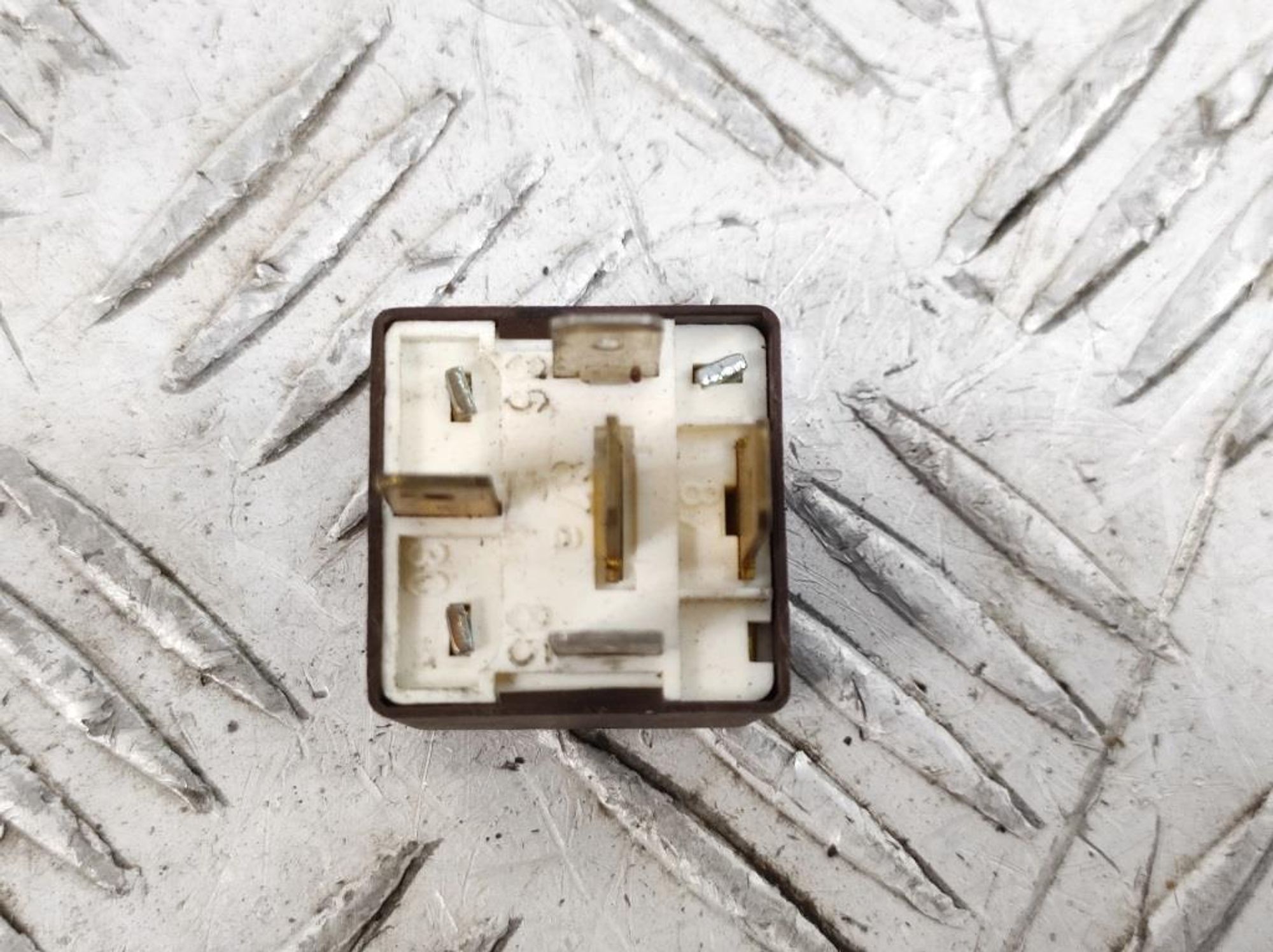 Реле №205 многофункциональное Audi A6 C4 431951253D, 600 рублей, Дубовое