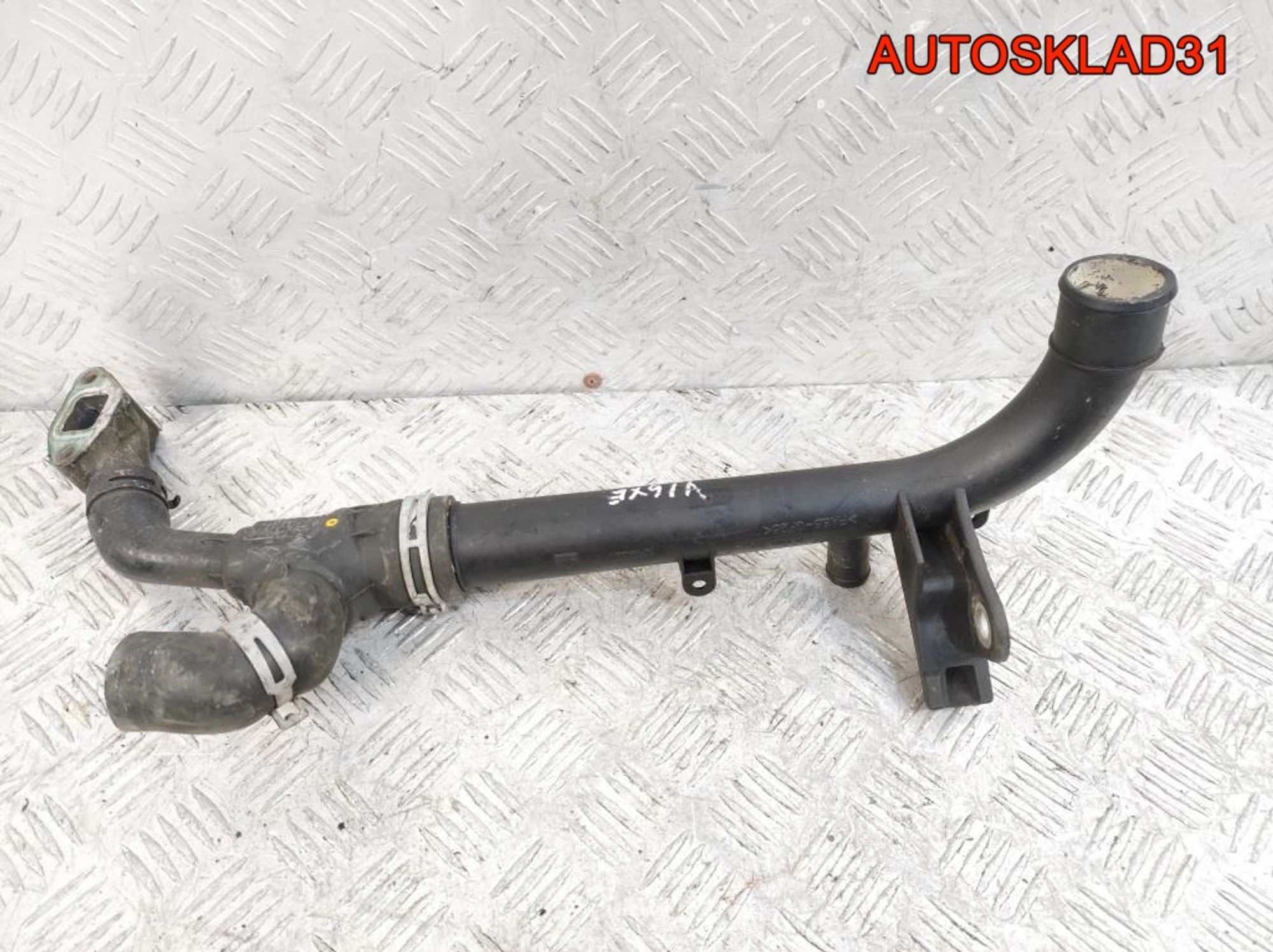 Трубка системы охлаждения Opel Vectra B 1.6 Y16XE Бензин 9128719, 2000 рублей, Дубовое