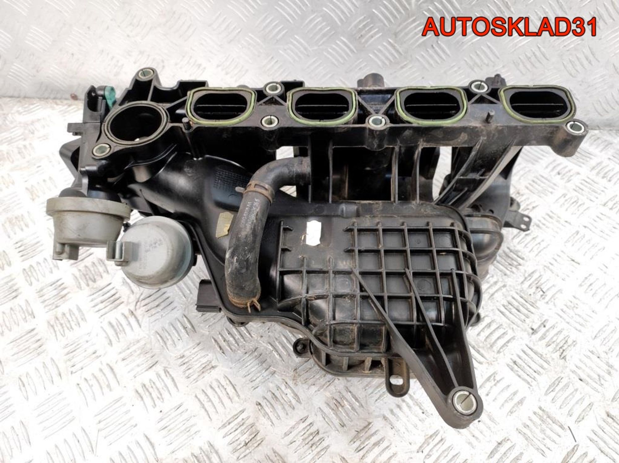 Коллектор впускной Ford Focus 2 1,8 QQDB 4M5G9424FT, 5000 рублей, Дубовое