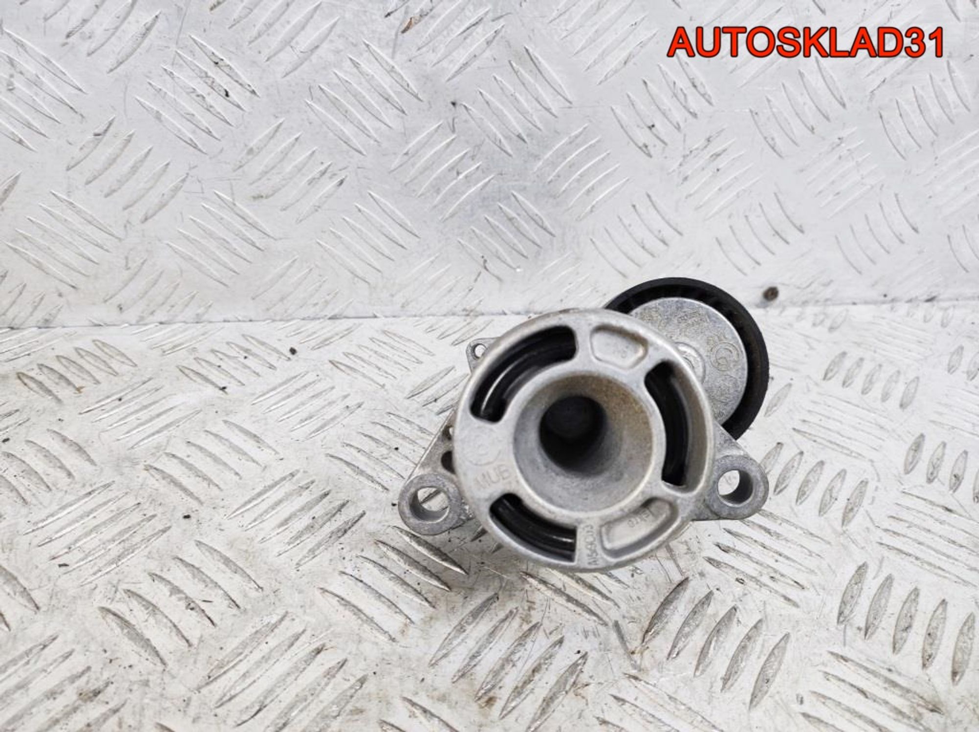 Натяжитель ремня BMW F30 2,0 B47D20A 11287619248, 500 рублей, Дубовое