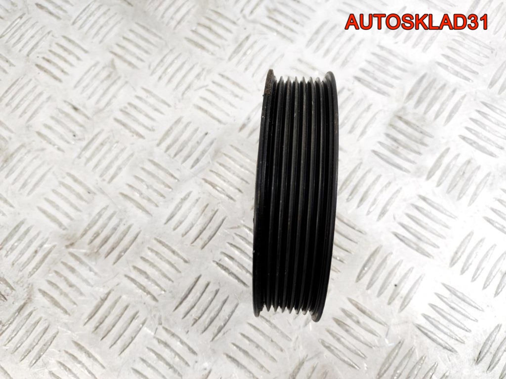 Шкив помпы Audi A8 D3 6.0BHT Бензин 07D121031D, 900 рублей, Дубовое