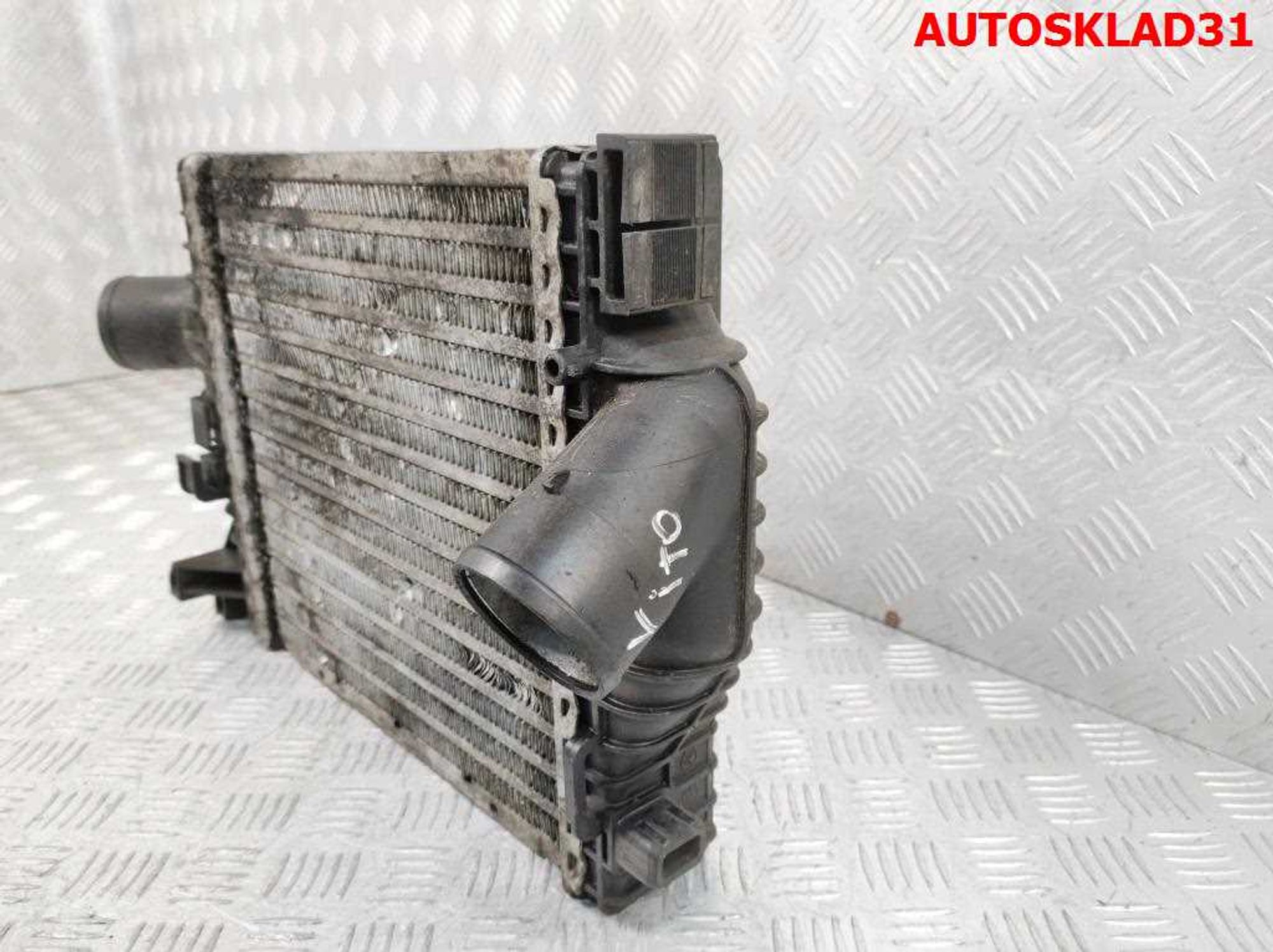 Интеркулер Mercedes Vito W638 2,2 Дизель 6385012901, 3000 рублей, Дубовое