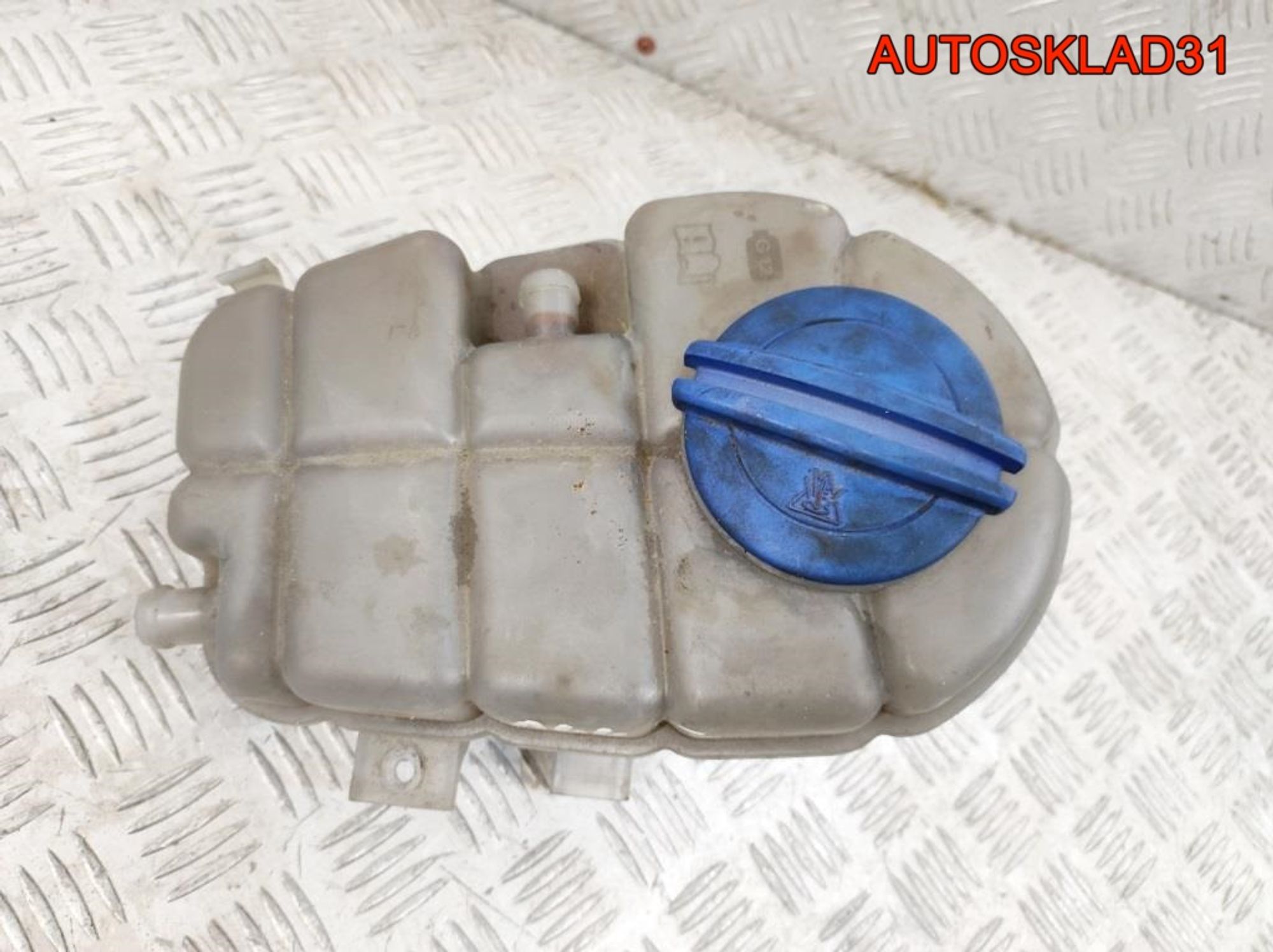 Бачок расширительный Audi A6 C7 4G 3,0 CDU 4G0121403G, 2000 рублей, Дубовое