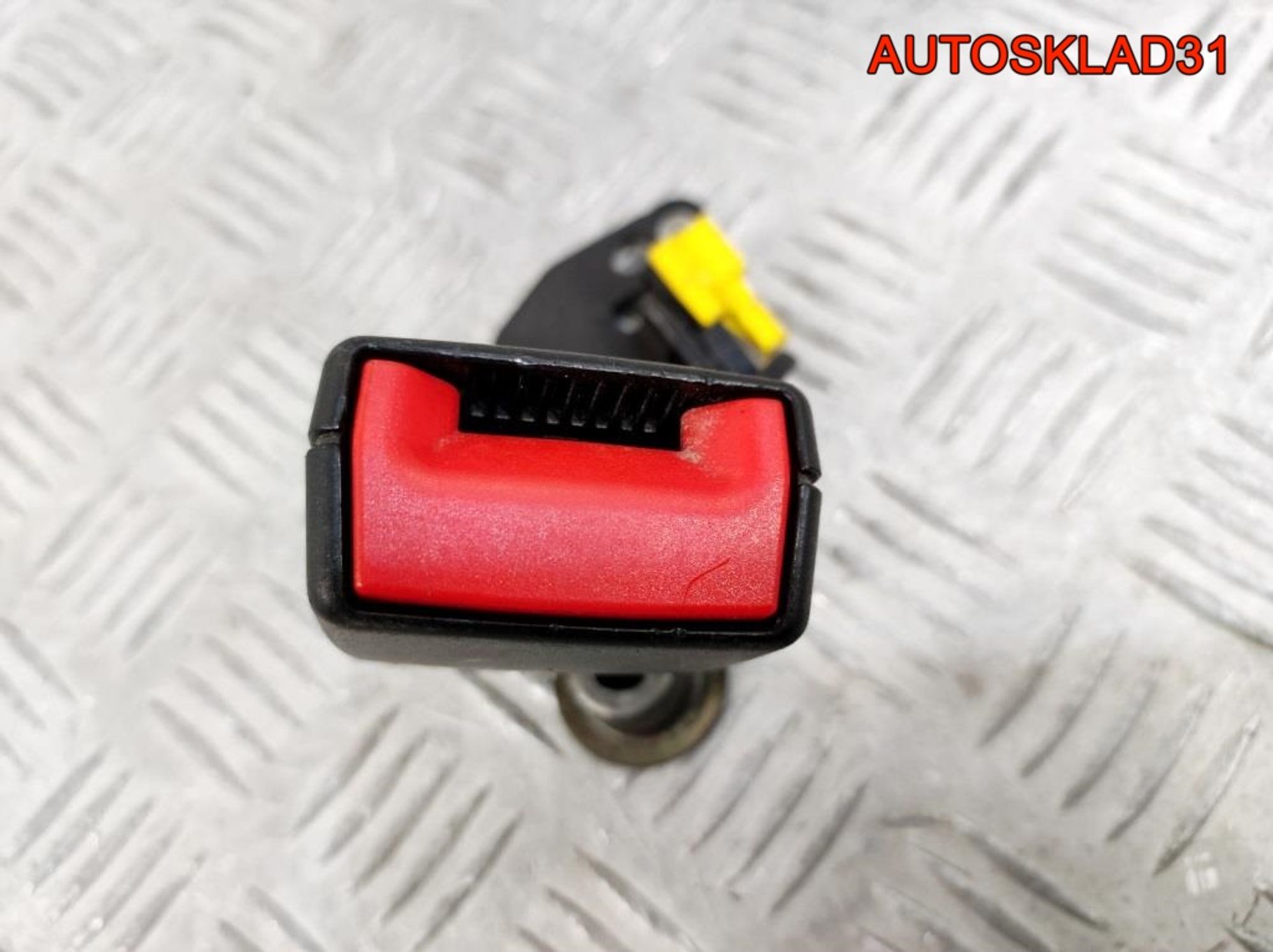 Ответная часть ремня Mercedes GLK A2048602569, 900 рублей, Дубовое