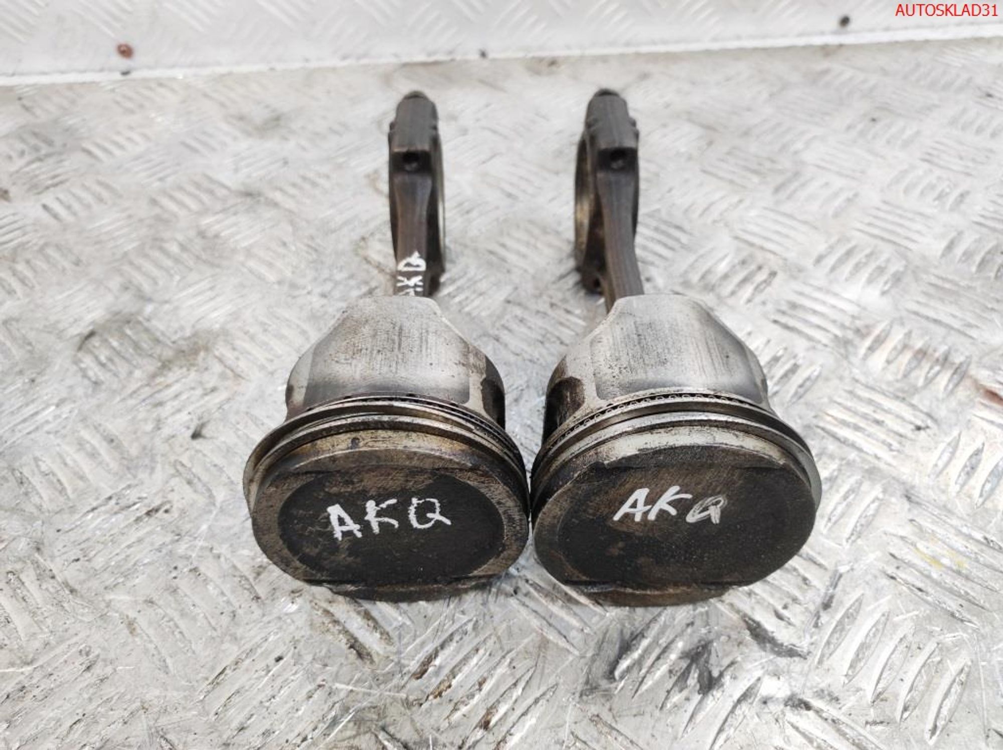 Поршень с шатуном Volkswagen Golf 4 1.4 AKQ 036198401, 1500 рублей, Дубовое