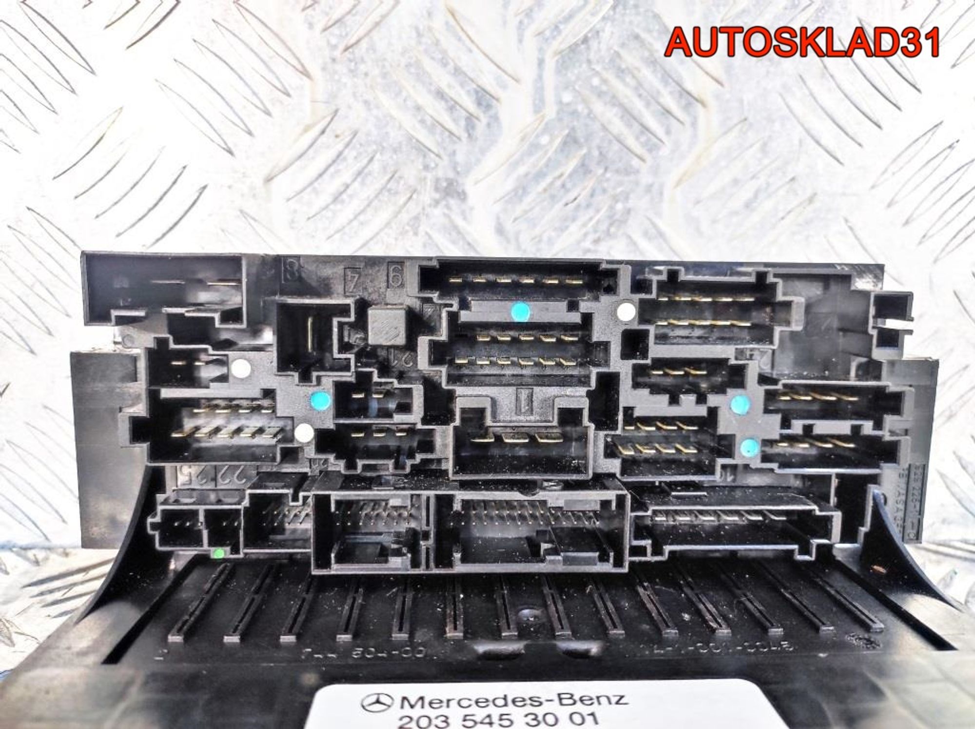 Блок предохранителей Mercedes W203 A2035453001, 9800 рублей, Дубовое