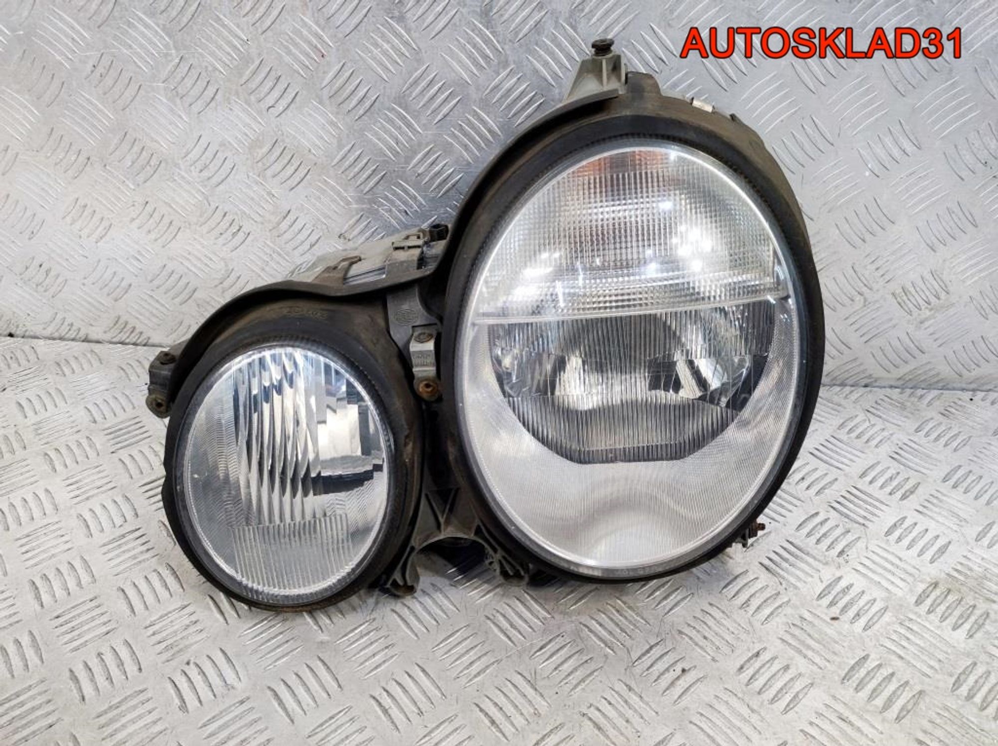 Фары Ксенон Комплект Mercedes-Benz W210 Рестайлинг, 31500 рублей, Дубовое