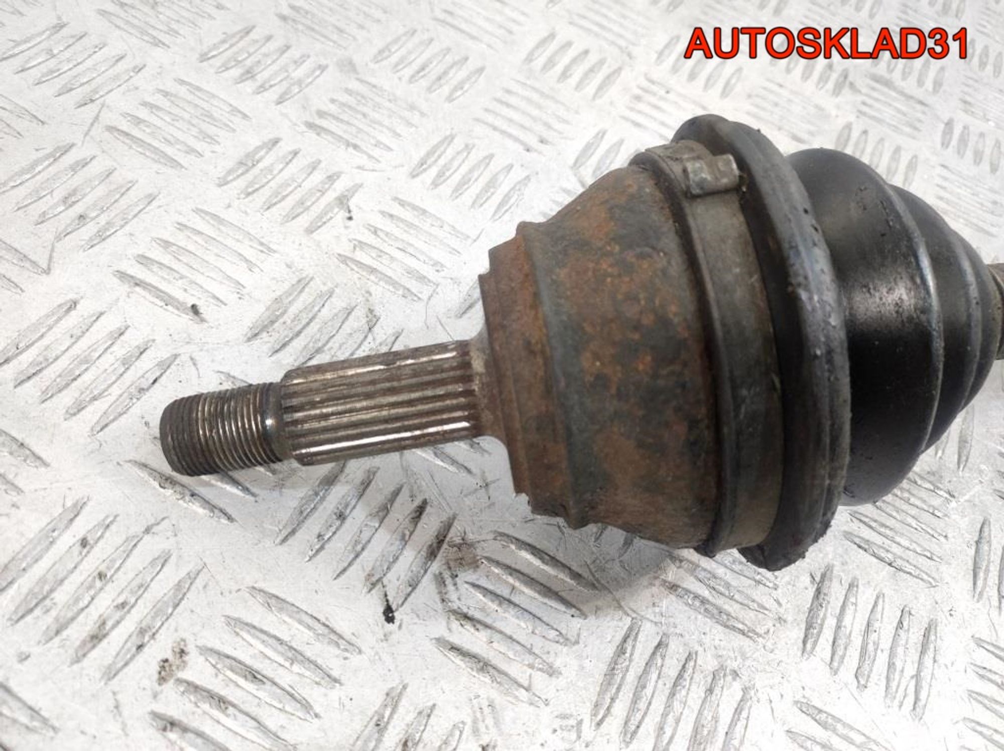 Полуось передняя левая VW Golf 3 1,4 Бензин, 2300 рублей, Дубовое